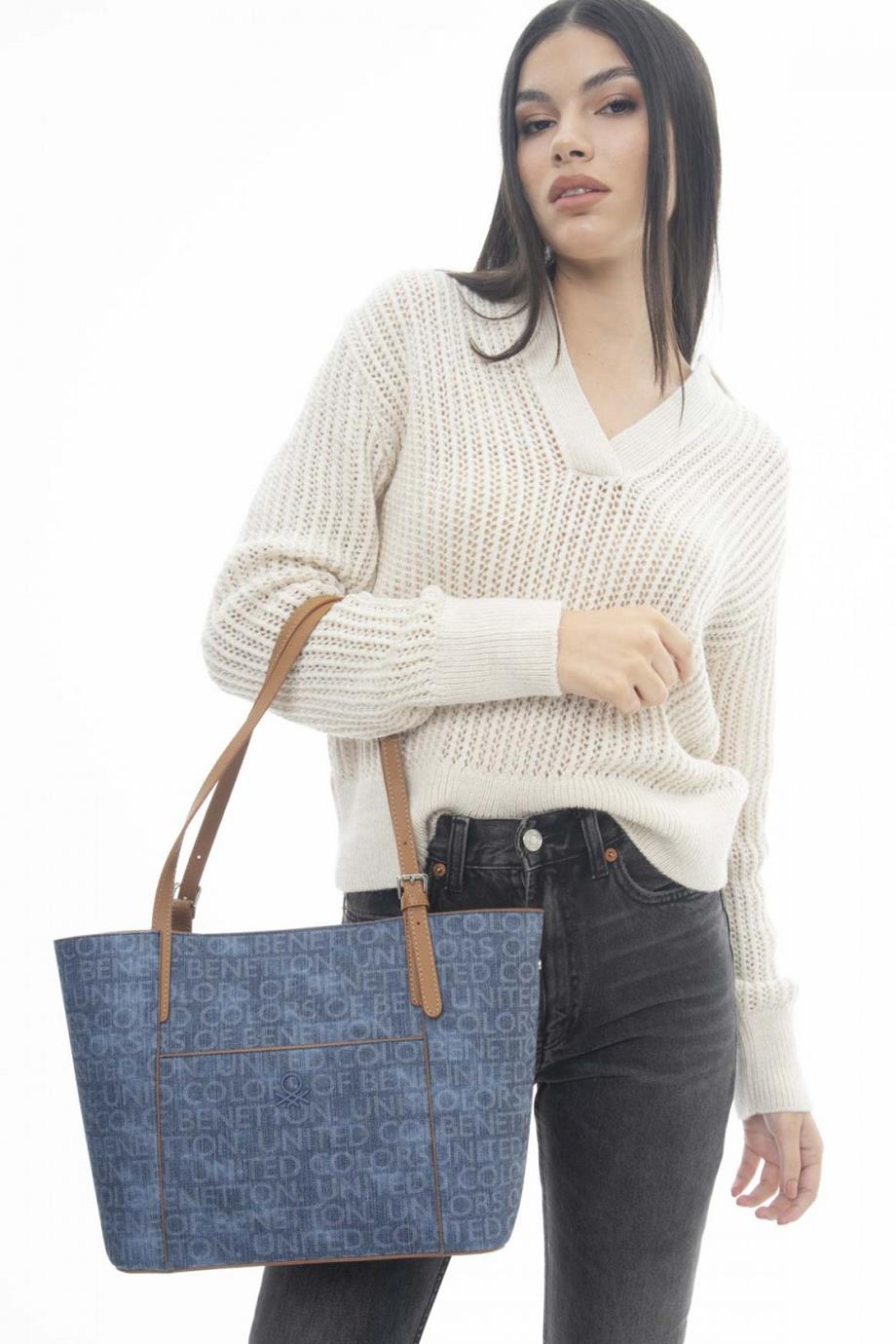 1132-2K4 BENETTON ÇANTAKOT LACİ