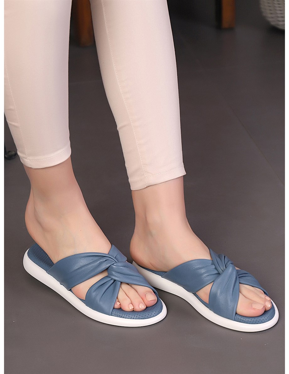 6913-2Y1 KUUM SANDALETMAVİ