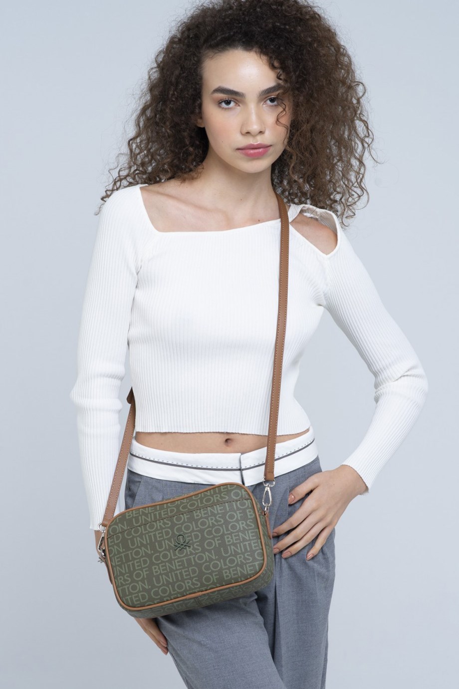 832-2K3 BENETTON ÇANTAHAKİ TABA