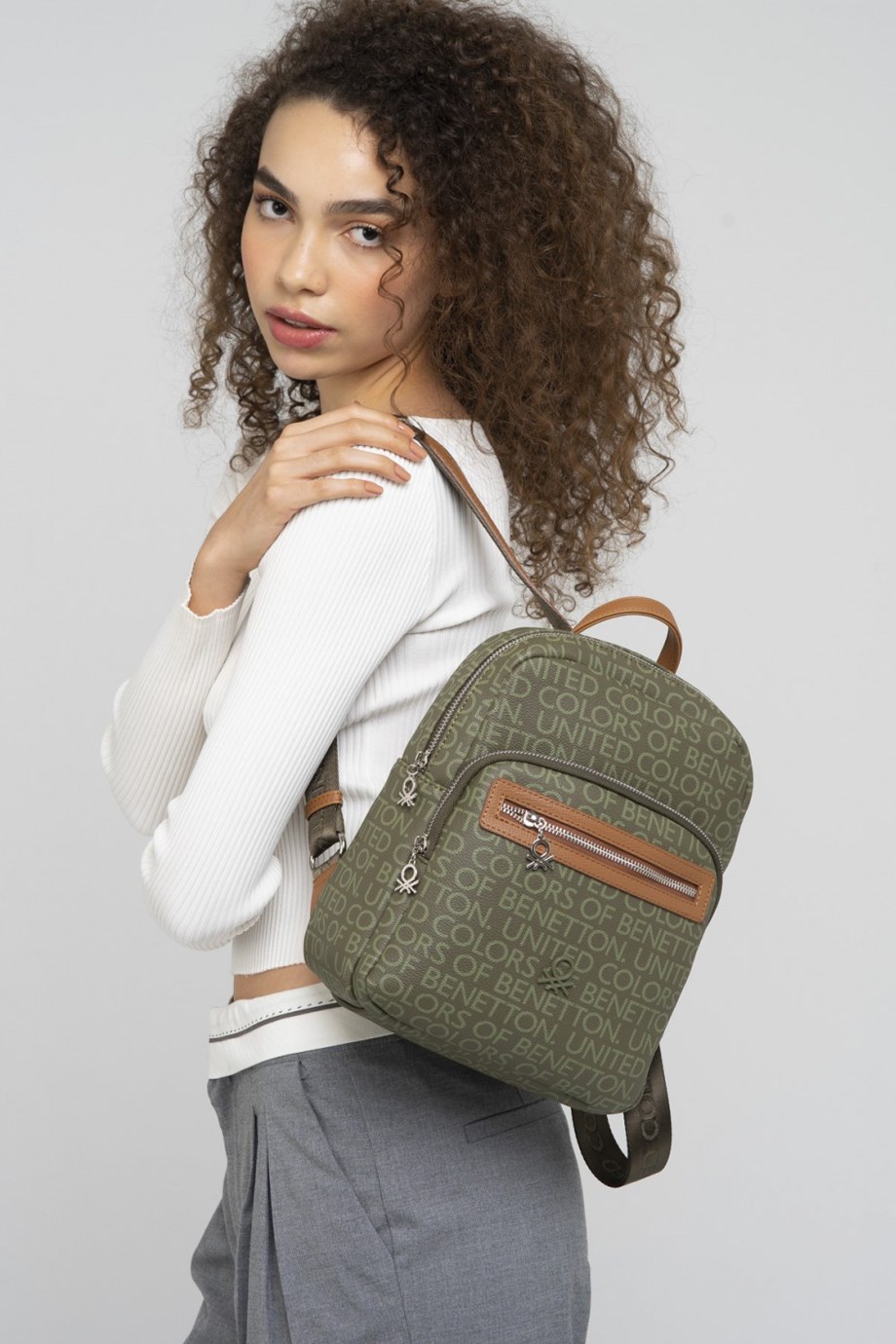 836-2K3 BENETTON ÇANTAHAKİ TABA