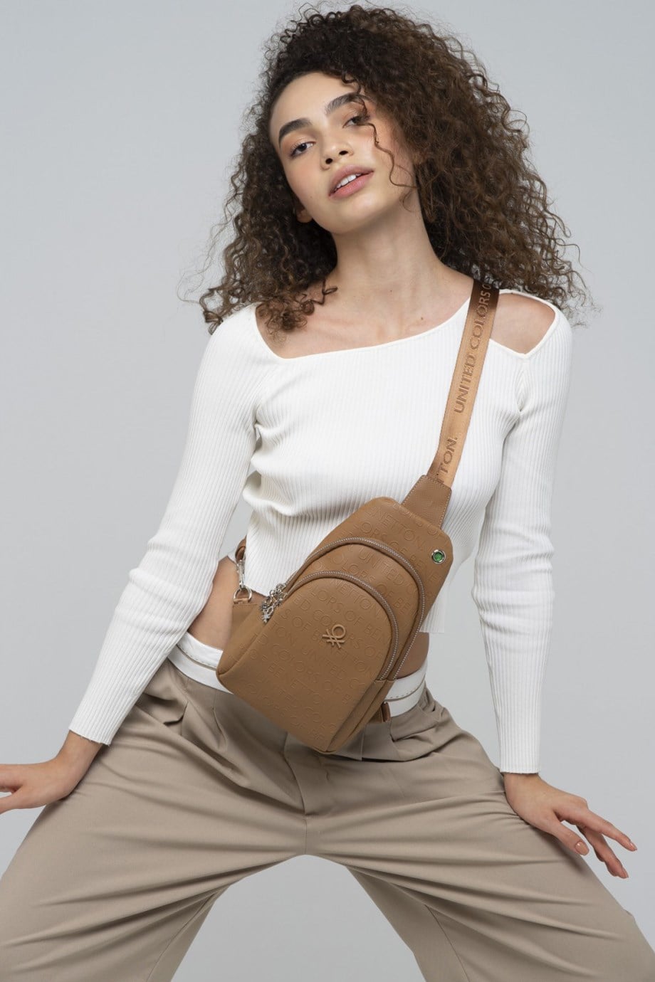 854-2K3 BENETTON ÇANTAA.CAMEL