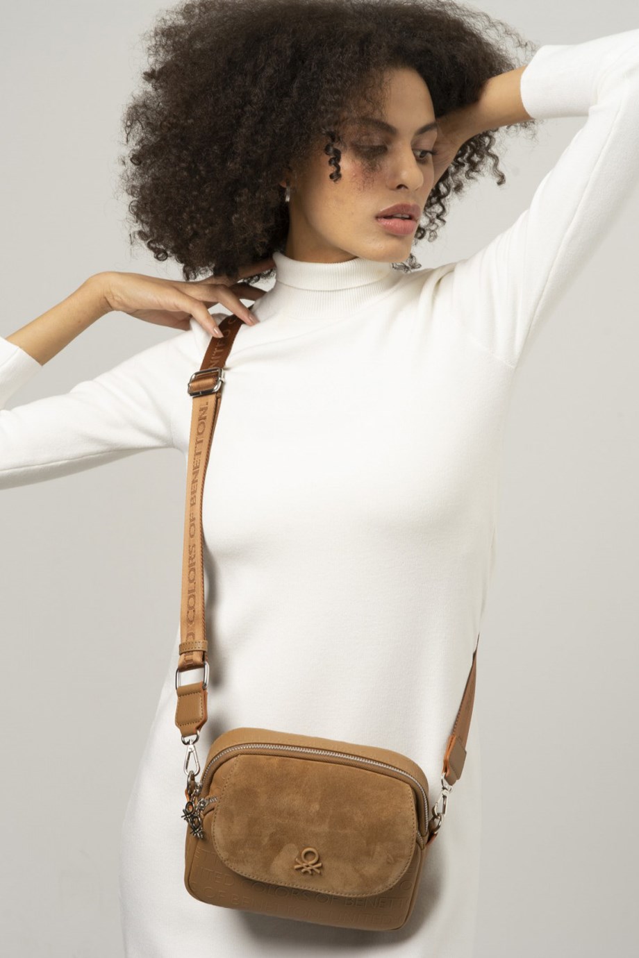 885-2K3 BENETTON ÇANTAA.CAMEL