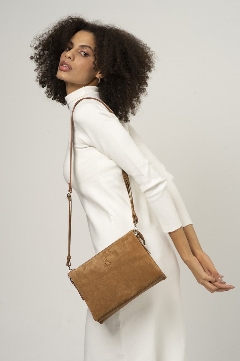 887-2K3 BENETTON ÇANTAA.CAMEL