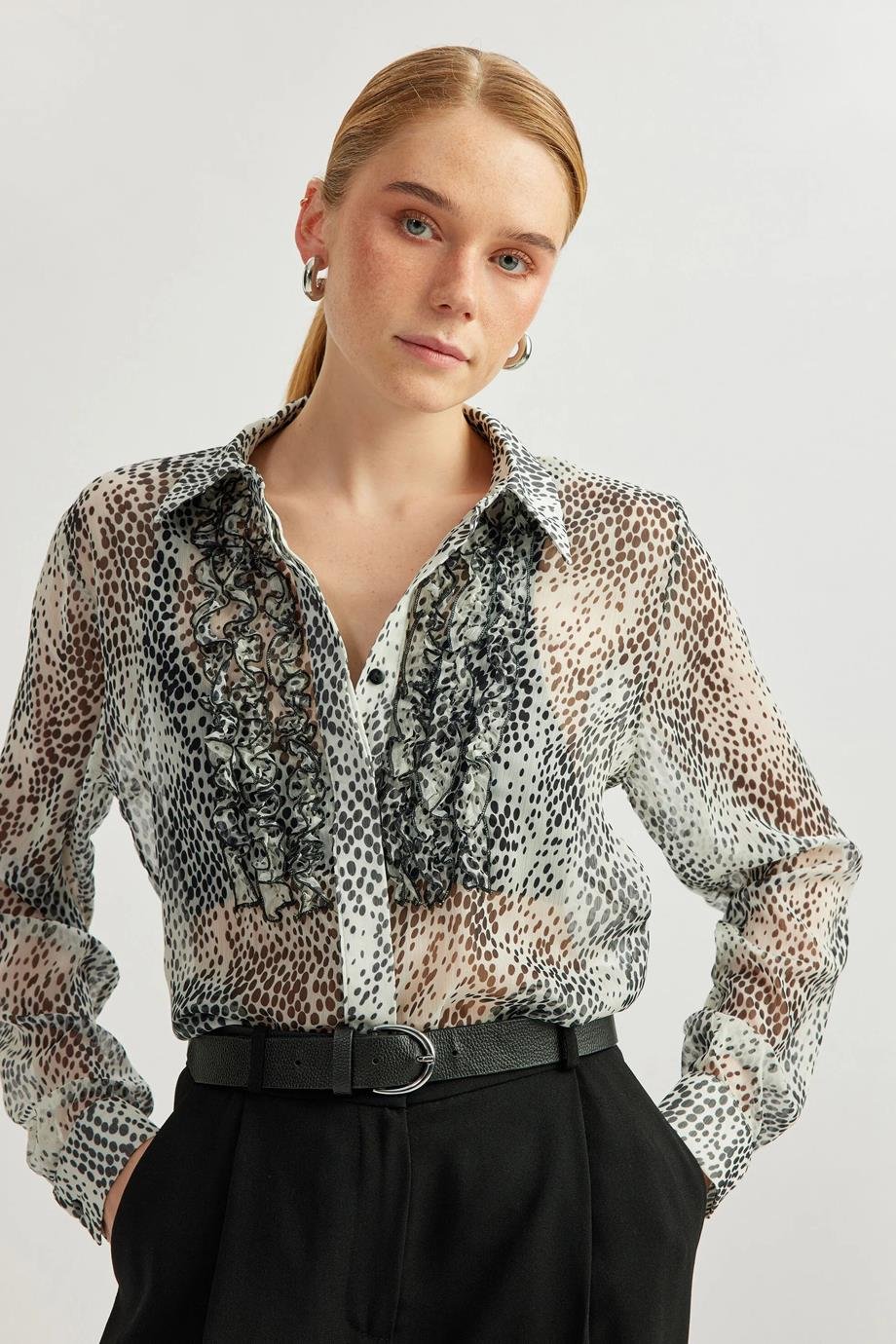 KOTON5SAK60185UW-2Y5 KOTON GÖMLEKSİYAH DESENLİ