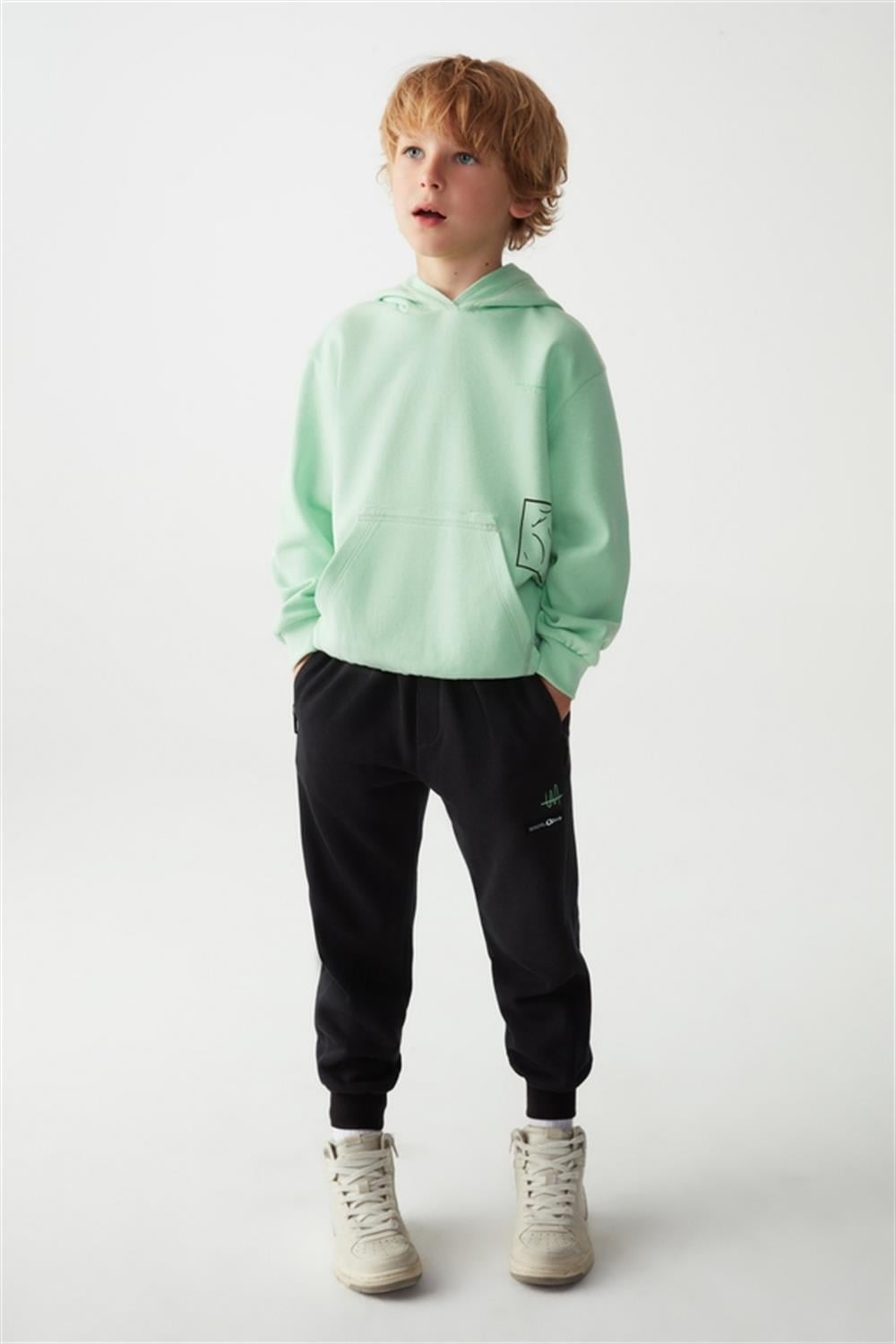 NK-45513Erkek Çocuk Manzara Kapşonlu Sweat