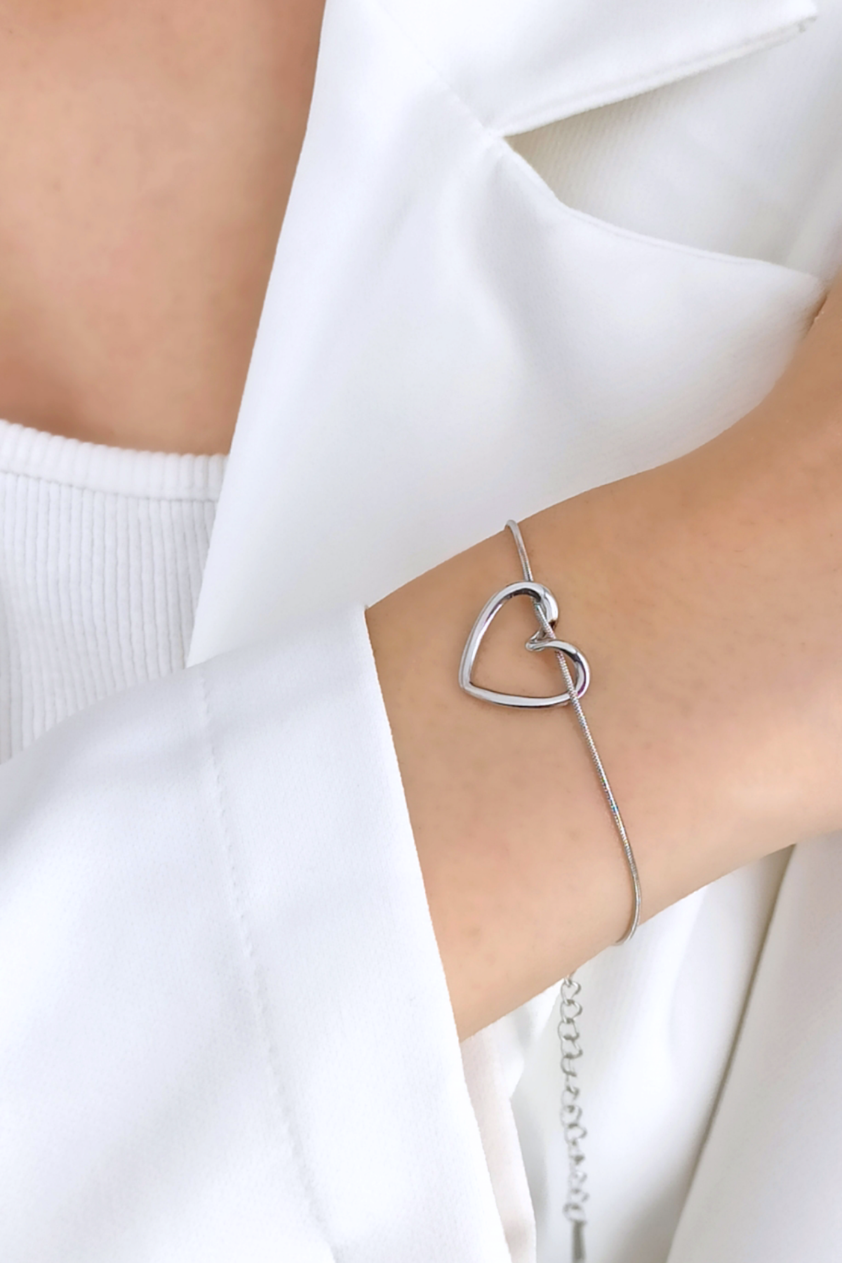 Çelik İçi Boş Kalp Bileklik