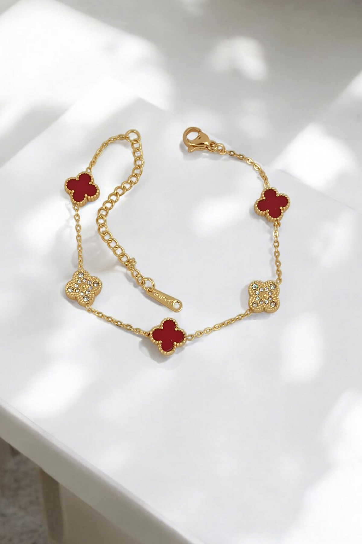 Çelik Minimal Sedefli Yonca Bileklik