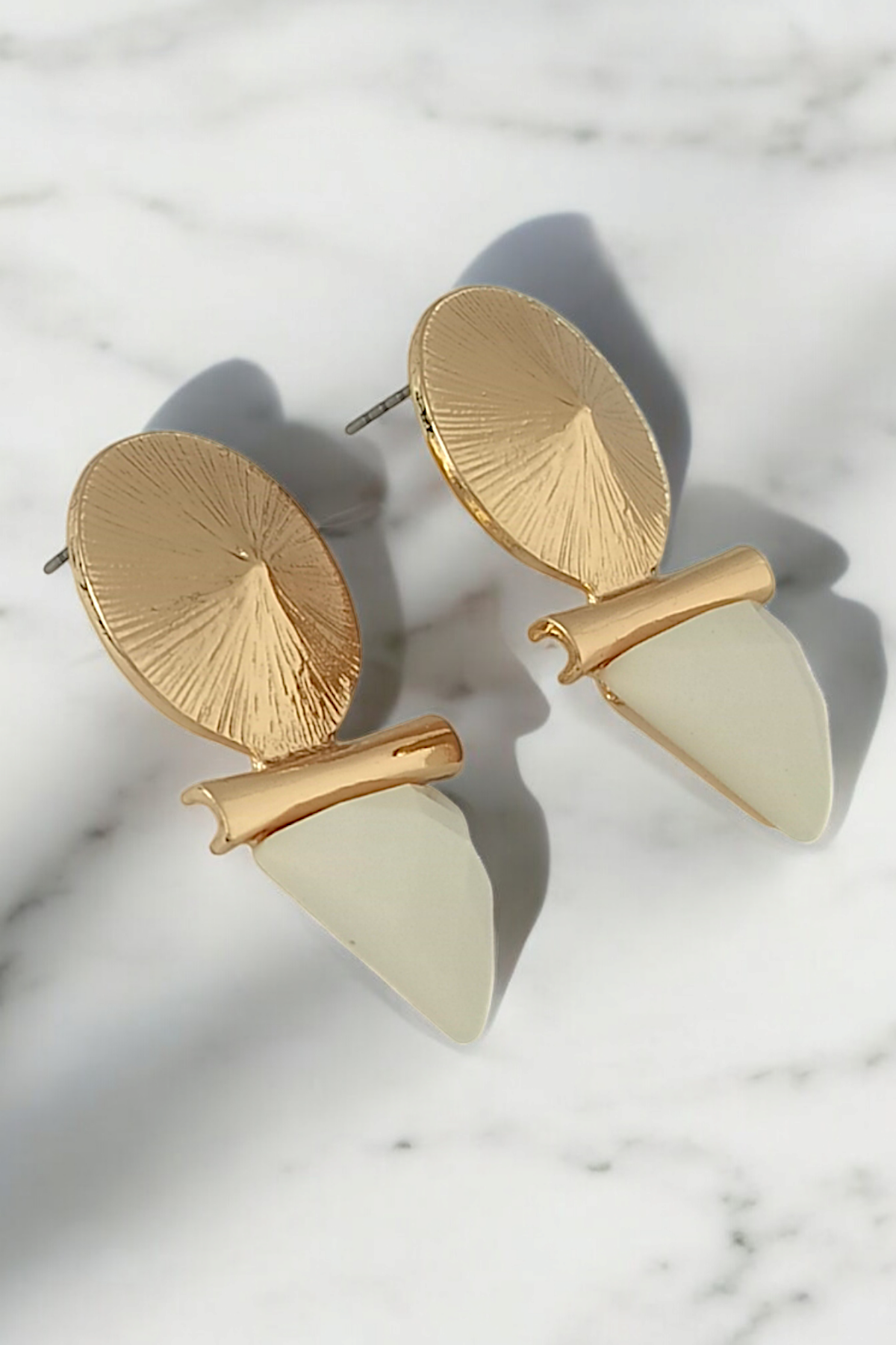 Premium Plaka Üçgen Tasarım Küpe