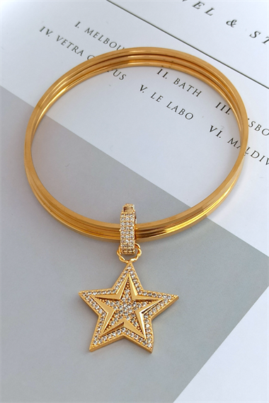 Çelik Charmlı Ajda Kelepçe Bileklik