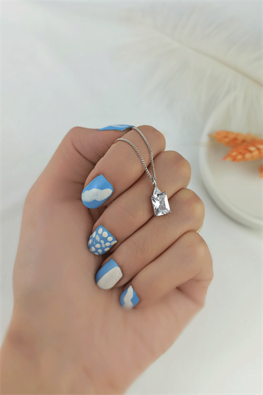 Özel Seri Renk Atmaz Lazer Kesim Kare Taş Kolye TrKolye50167