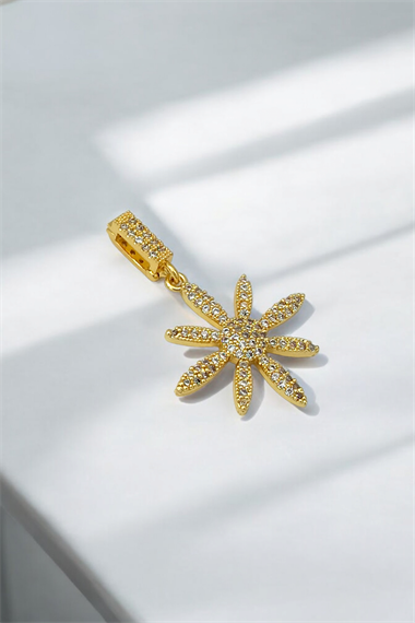 Premium Ajda Charm Taşlı Kuzey Yıldız Charm