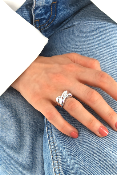 Premium Ayarlanabilir Asimetrik Plaka Yüzük