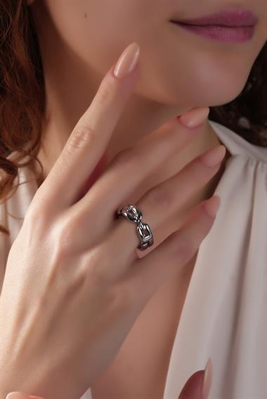 Premium Ayarlanabilir Burgu Detay Geçmeli Zincir Yüzük