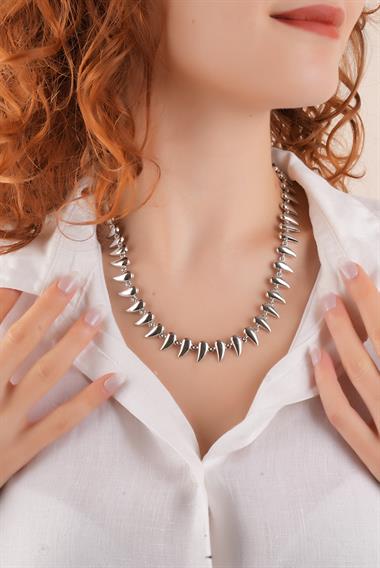 Premium Plaka Sıralı Damla Tasarım Kolye 50663