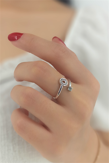 Taşlı O Harf Yüzük TaşlıHarfYüzükO