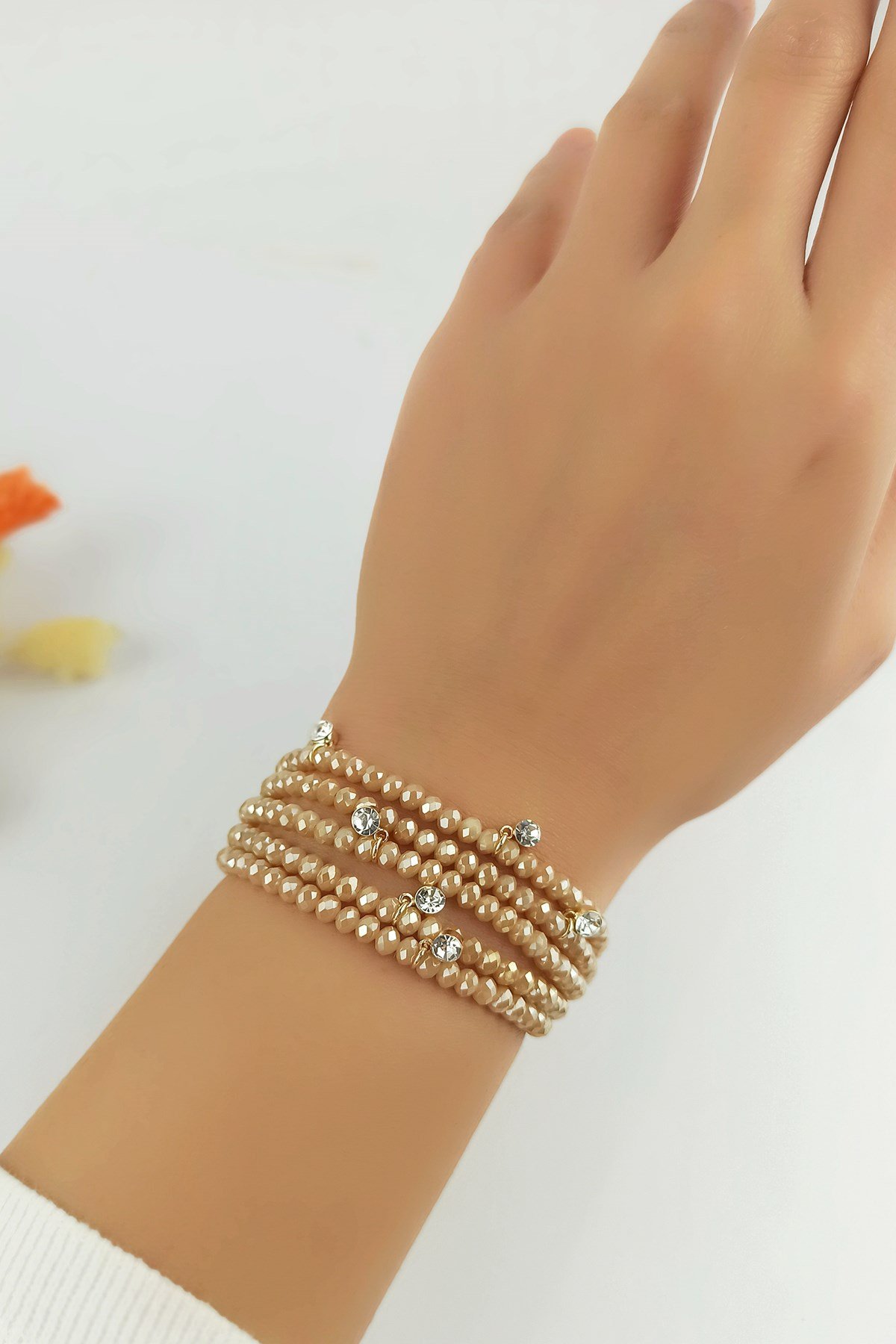 Asansörlü Kristal Boncuk Dört Sıra Taşlı Bileklik TrBilek7434 B34003