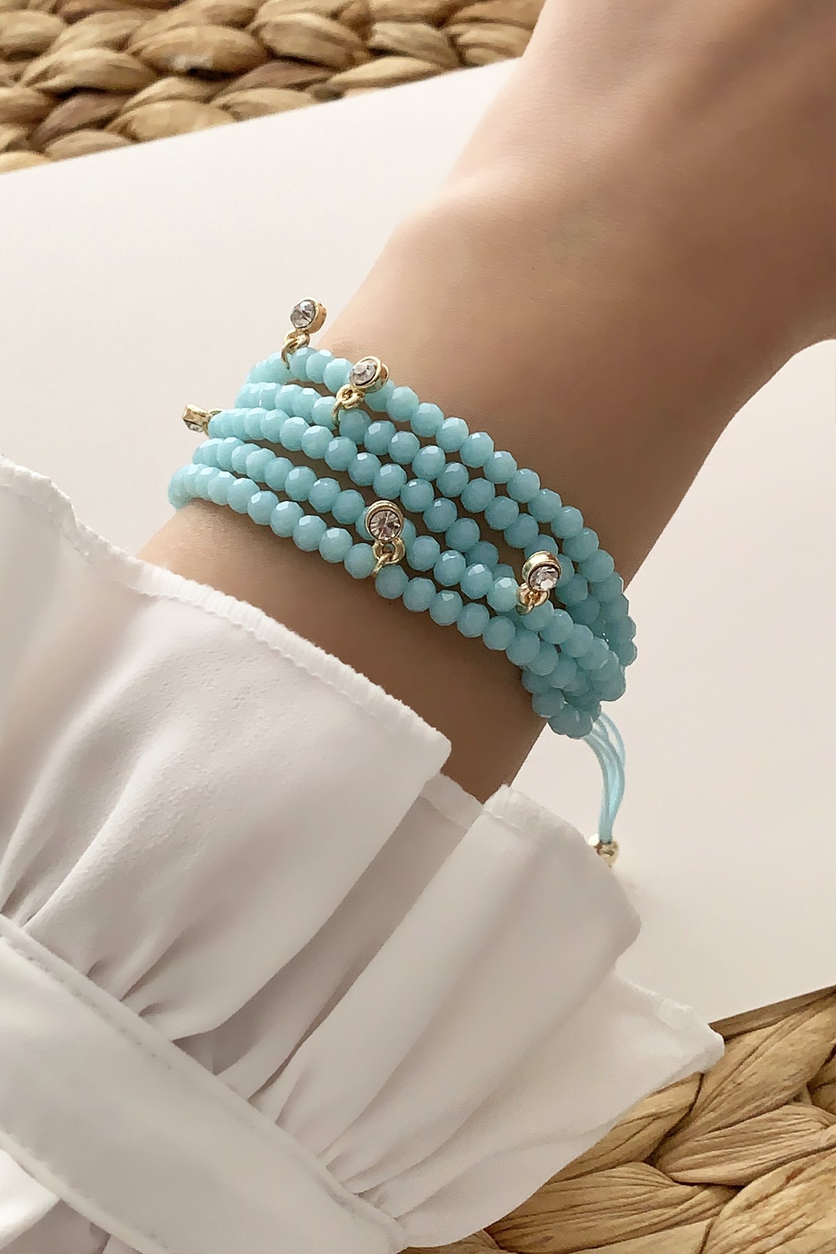 Asansörlü Krsital Boncuk Dört Sıra Taşlı Bileklik TrBilek7597 B34003