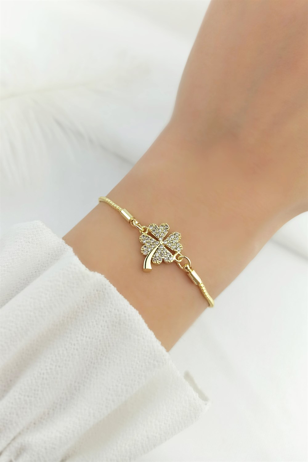 Asansörlü Taşlı Yonca Bileklik TrBilek7918