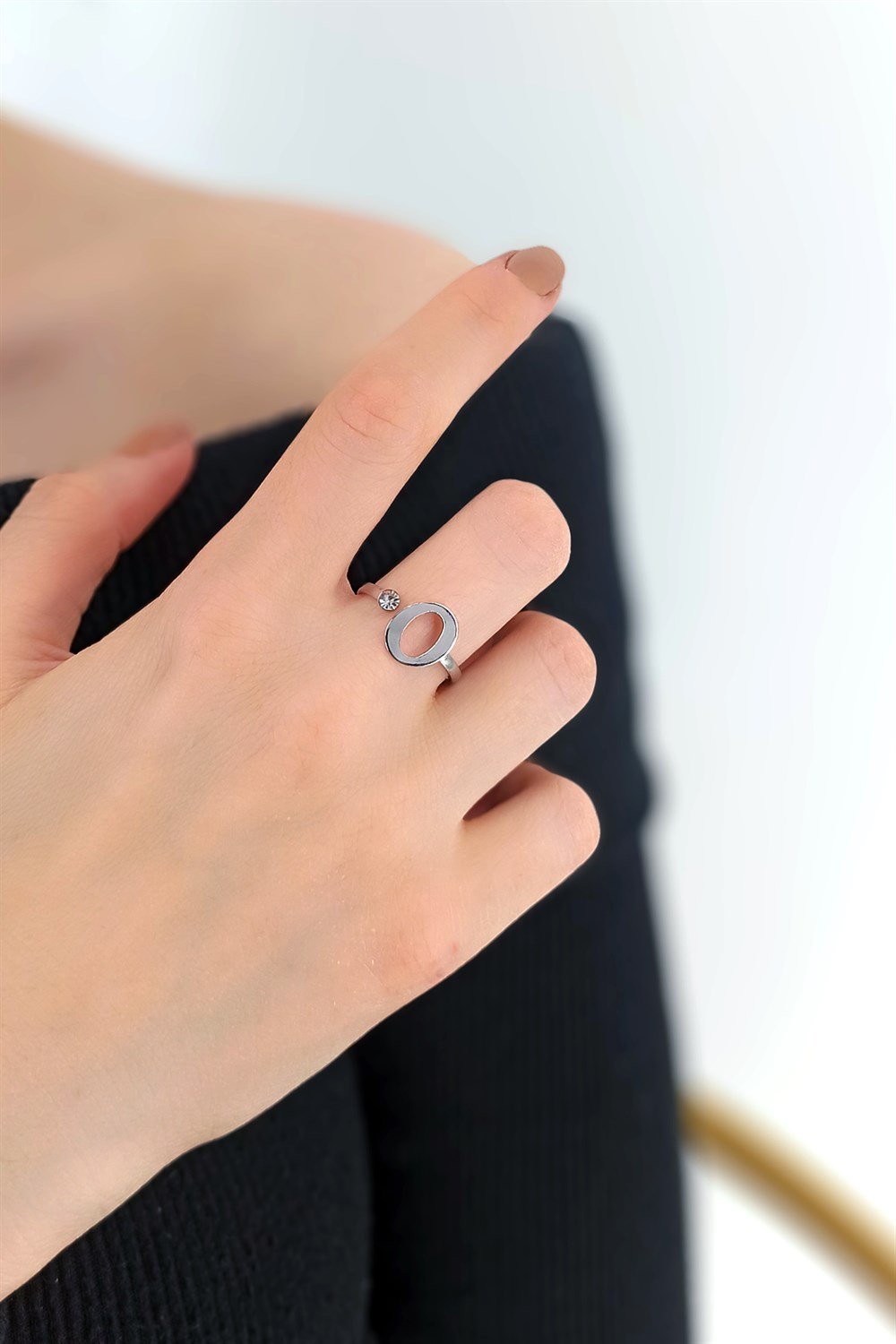 Ayarlanabilir Taşlı O Harf Yüzük HarfYüzükO