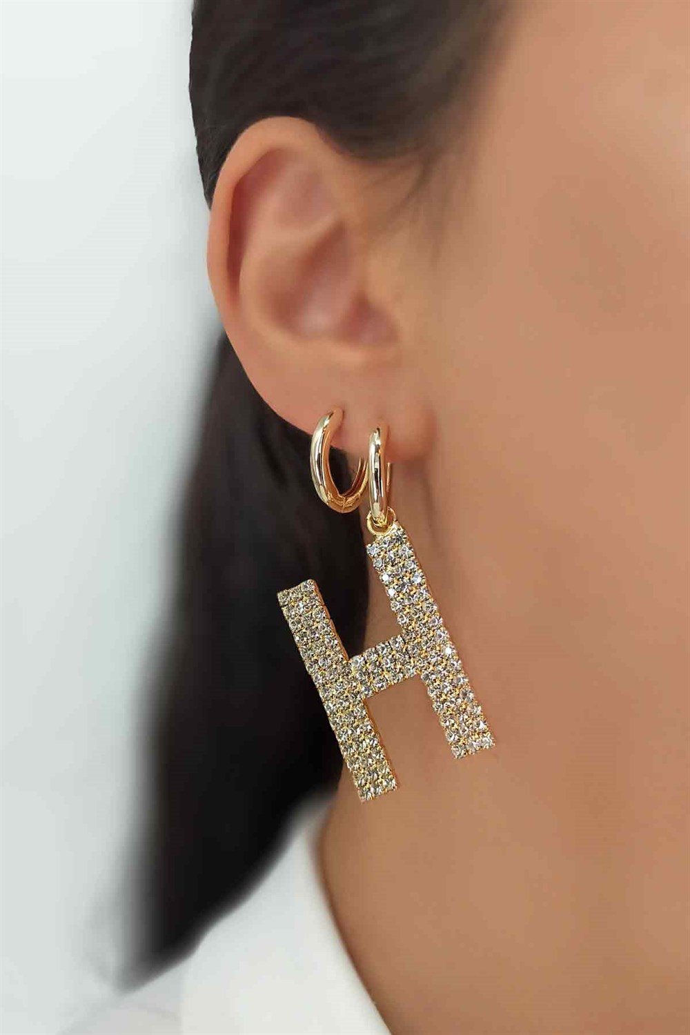 Büyük Taşlı Gold H Harf Küpe TaşlıKüpeH