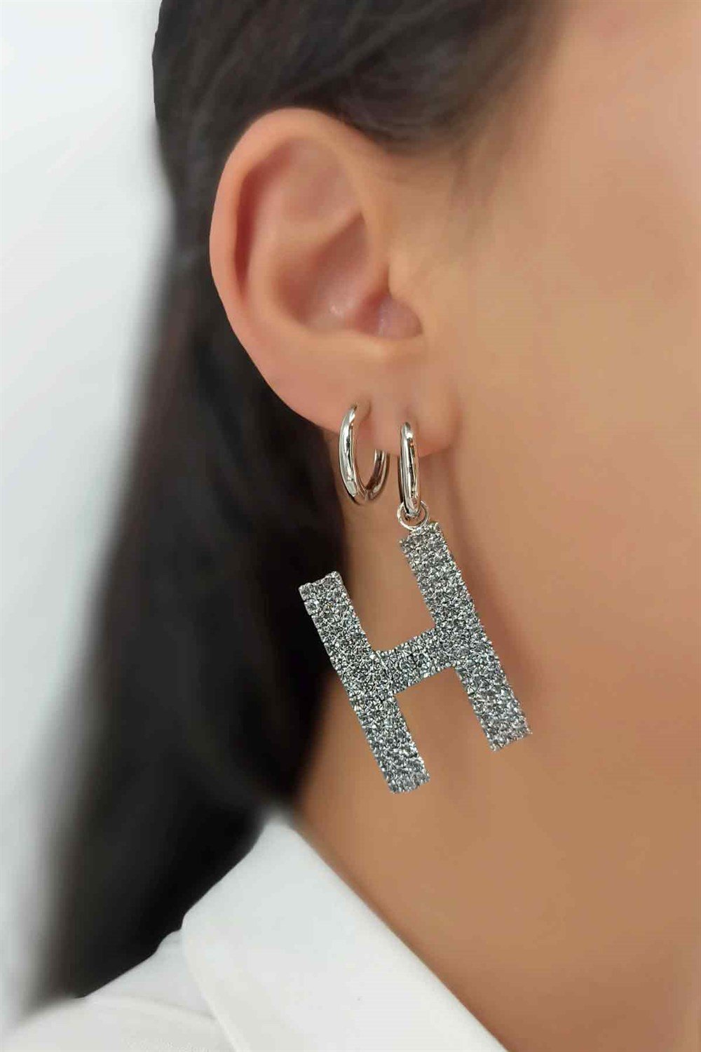 Büyük Taşlı Gümüş H Harf Küpe TaşlıKüpeH