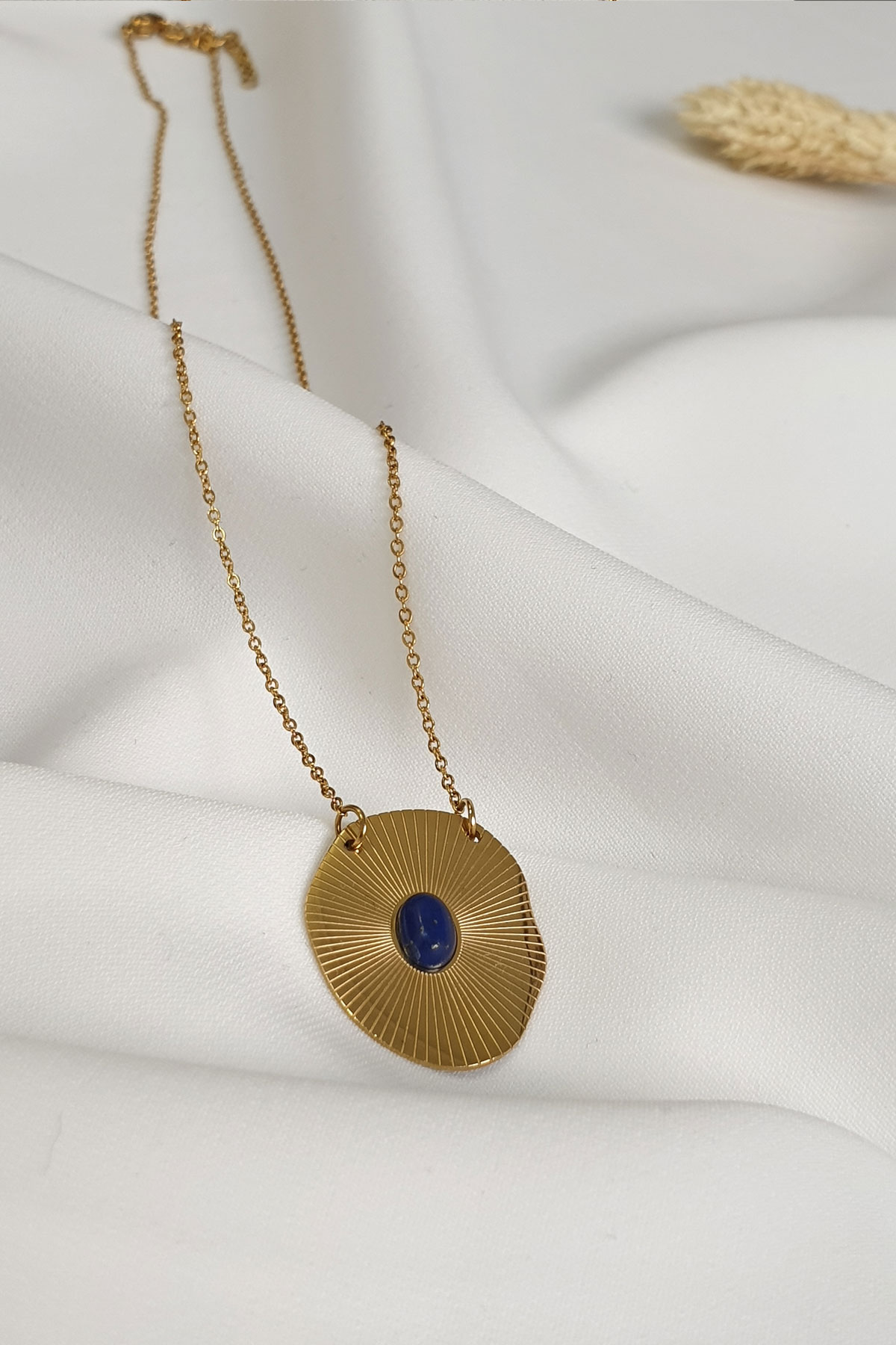 Çelik Mavi Taşlı Gold Kolye B335