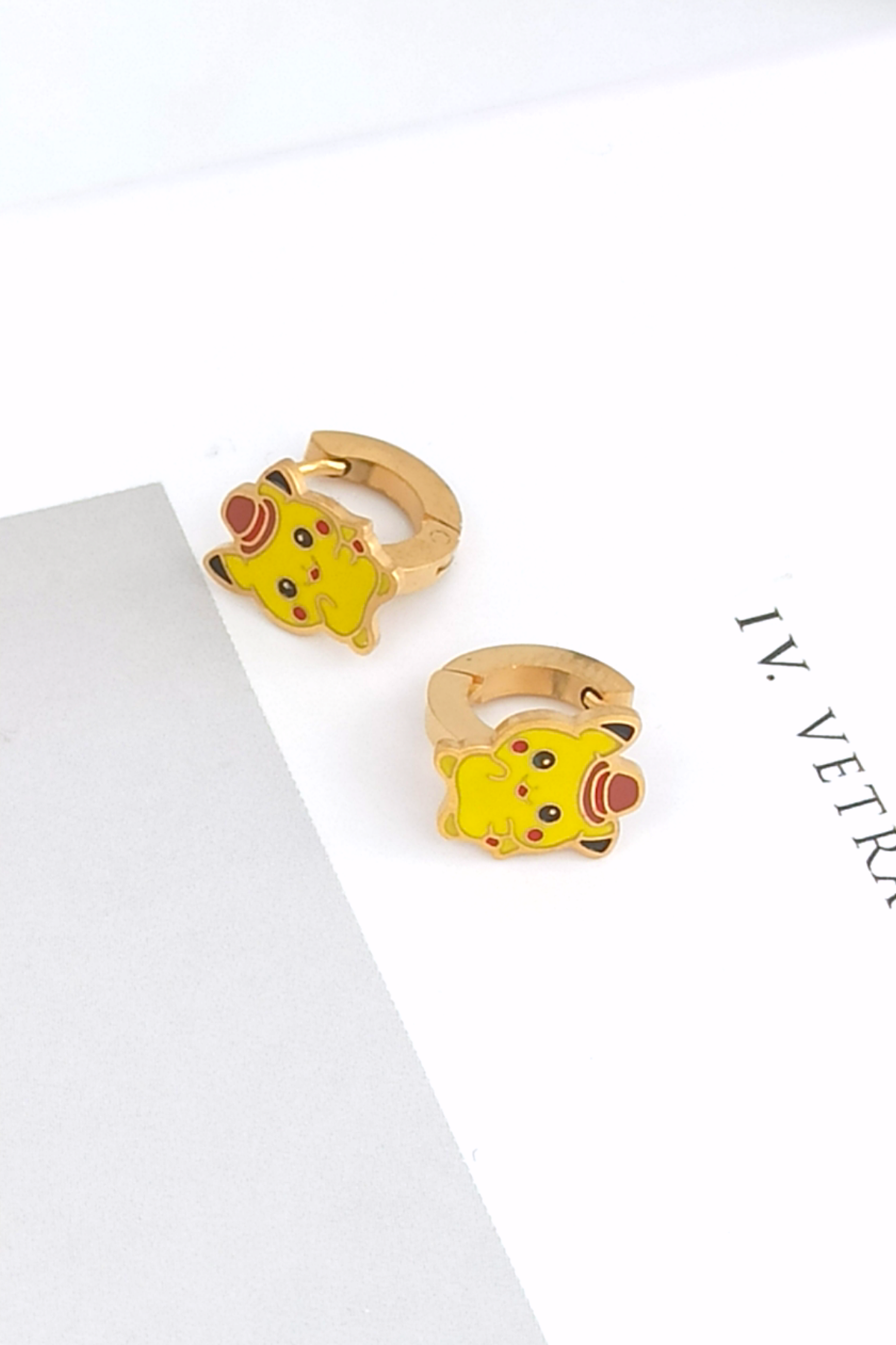 Çelik Minimal Çocuk Küpe Pikachu Küpe