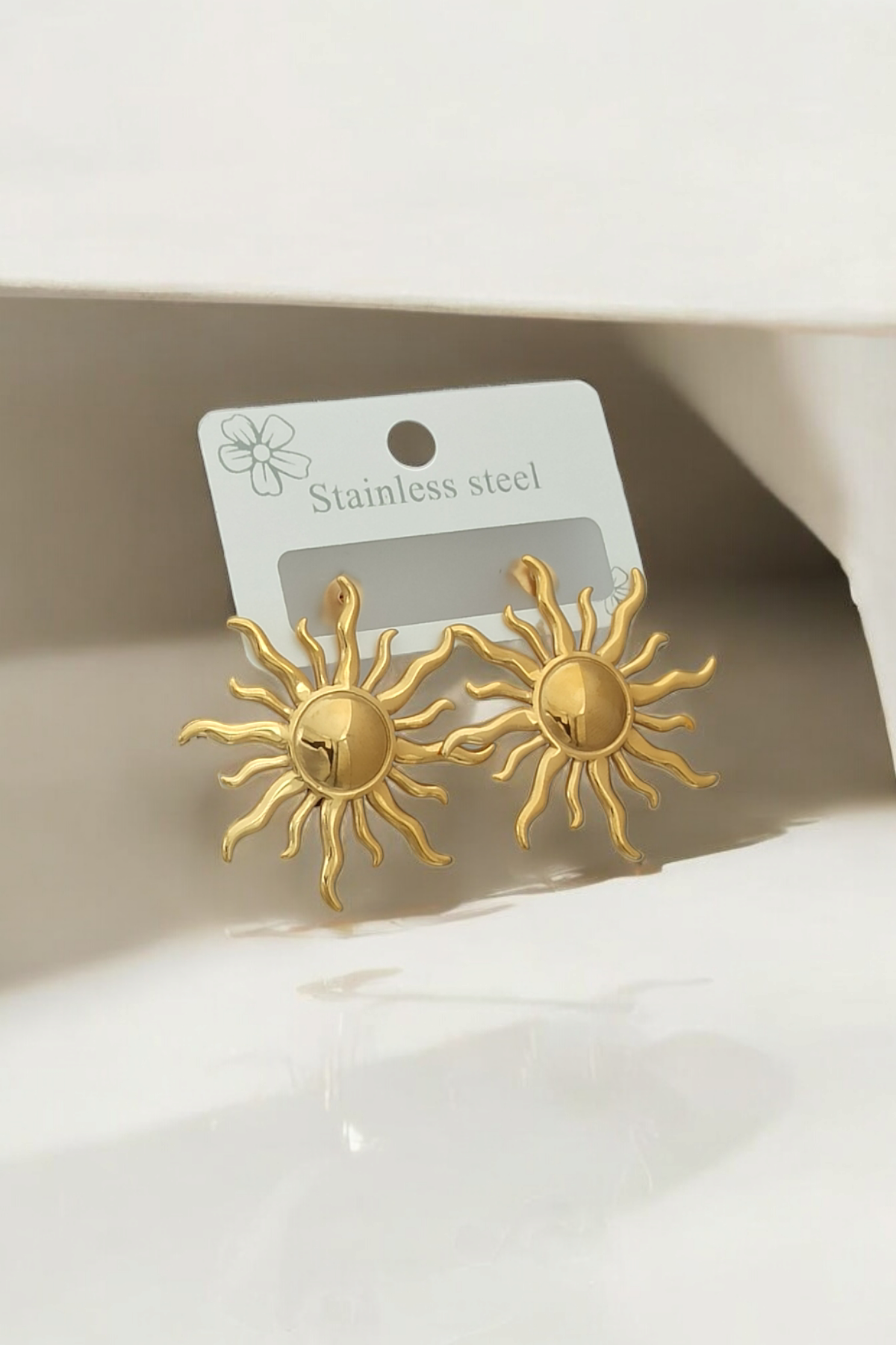 Çelik Plaka Güneş Küpe