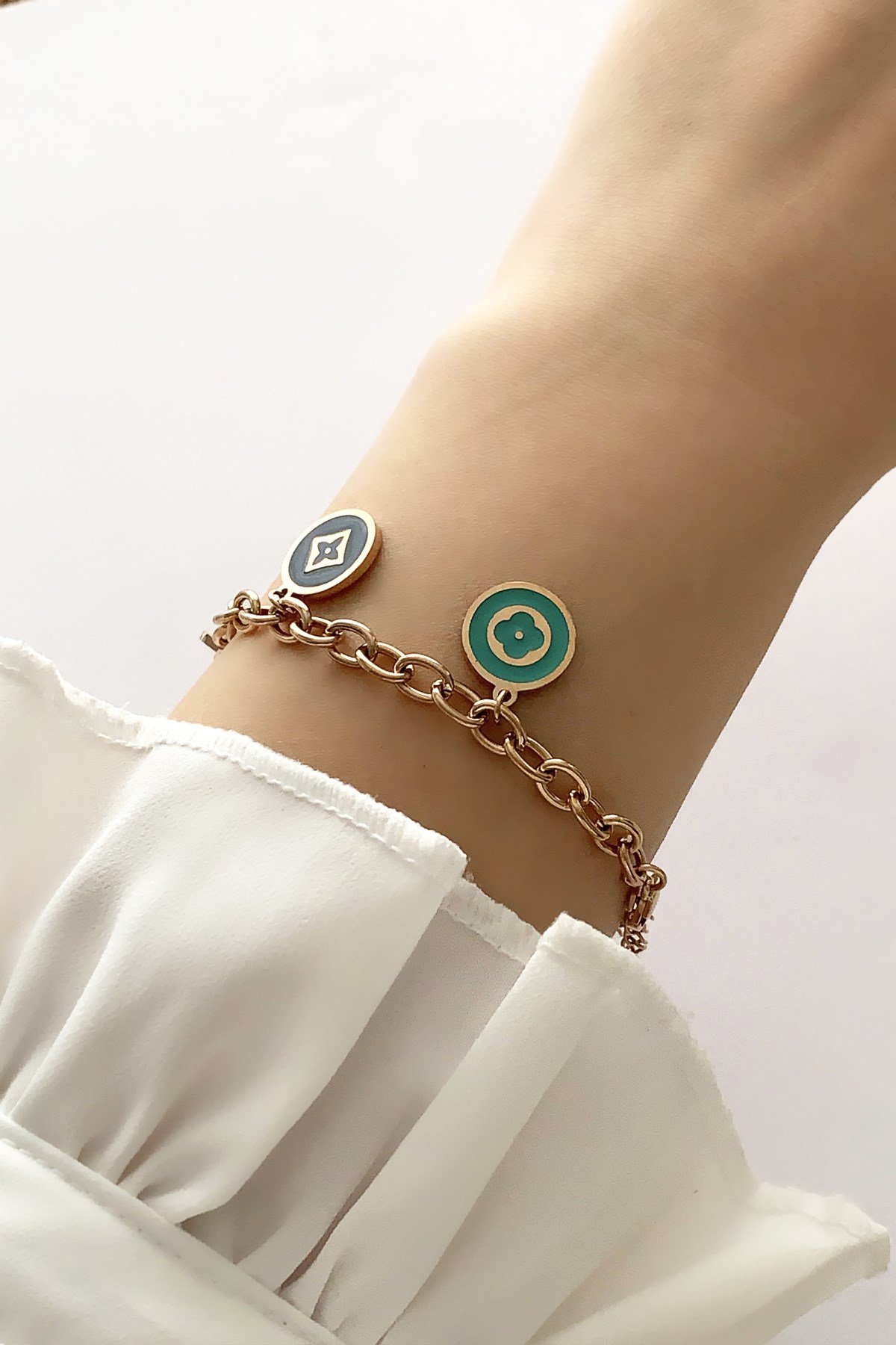 Çelik Renkli Yonca Figür Bileklik TrBilek7619 B35003