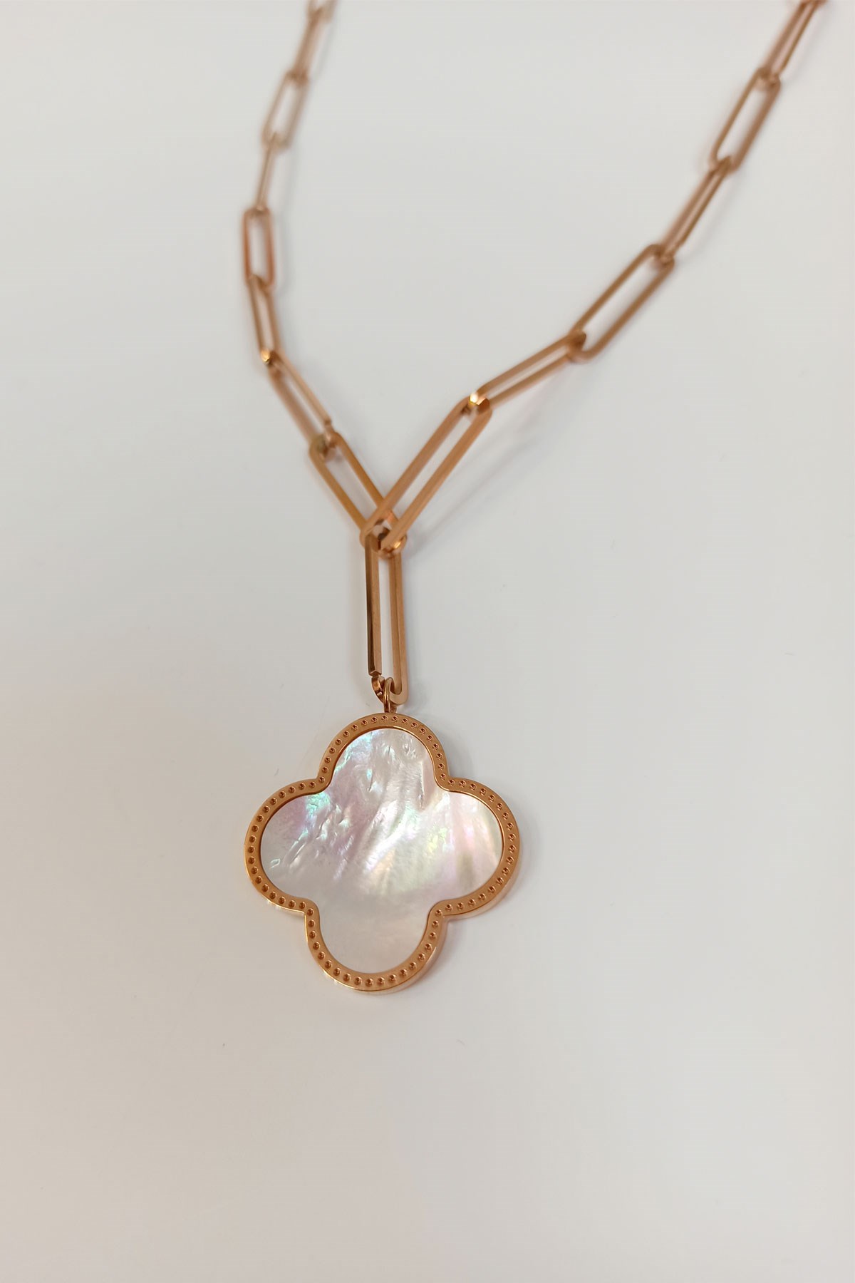 Çelik Yonca Kolye çift taraflı Renk Atmaz