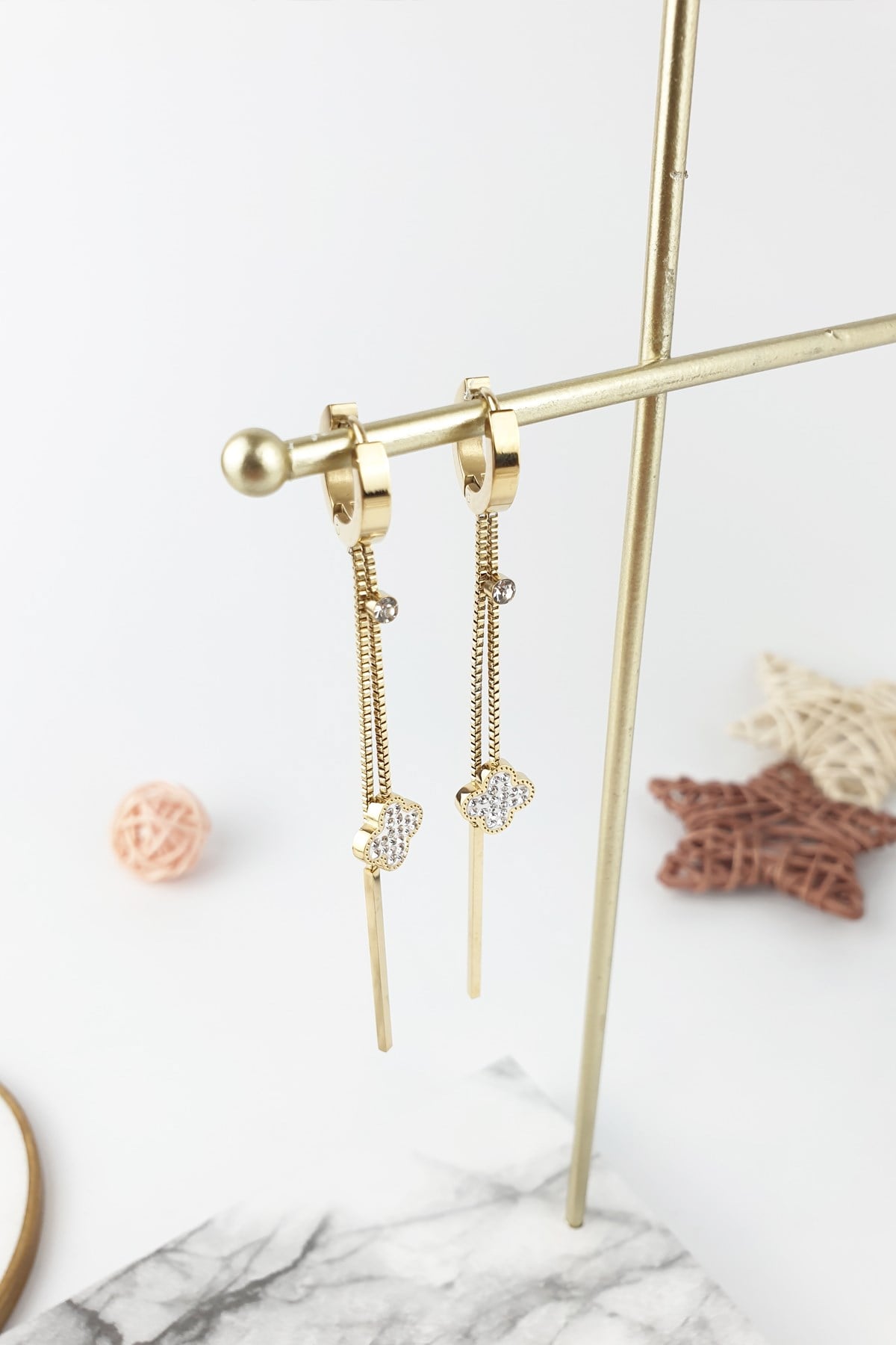 Çelik Yoncalı Uzun Küpe B350