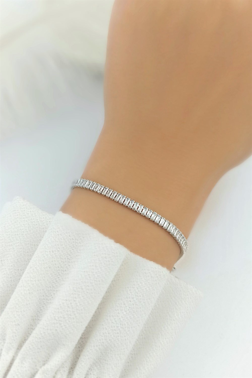 İnce Baget Taş Su Yolu Bileklik TrBilek70148