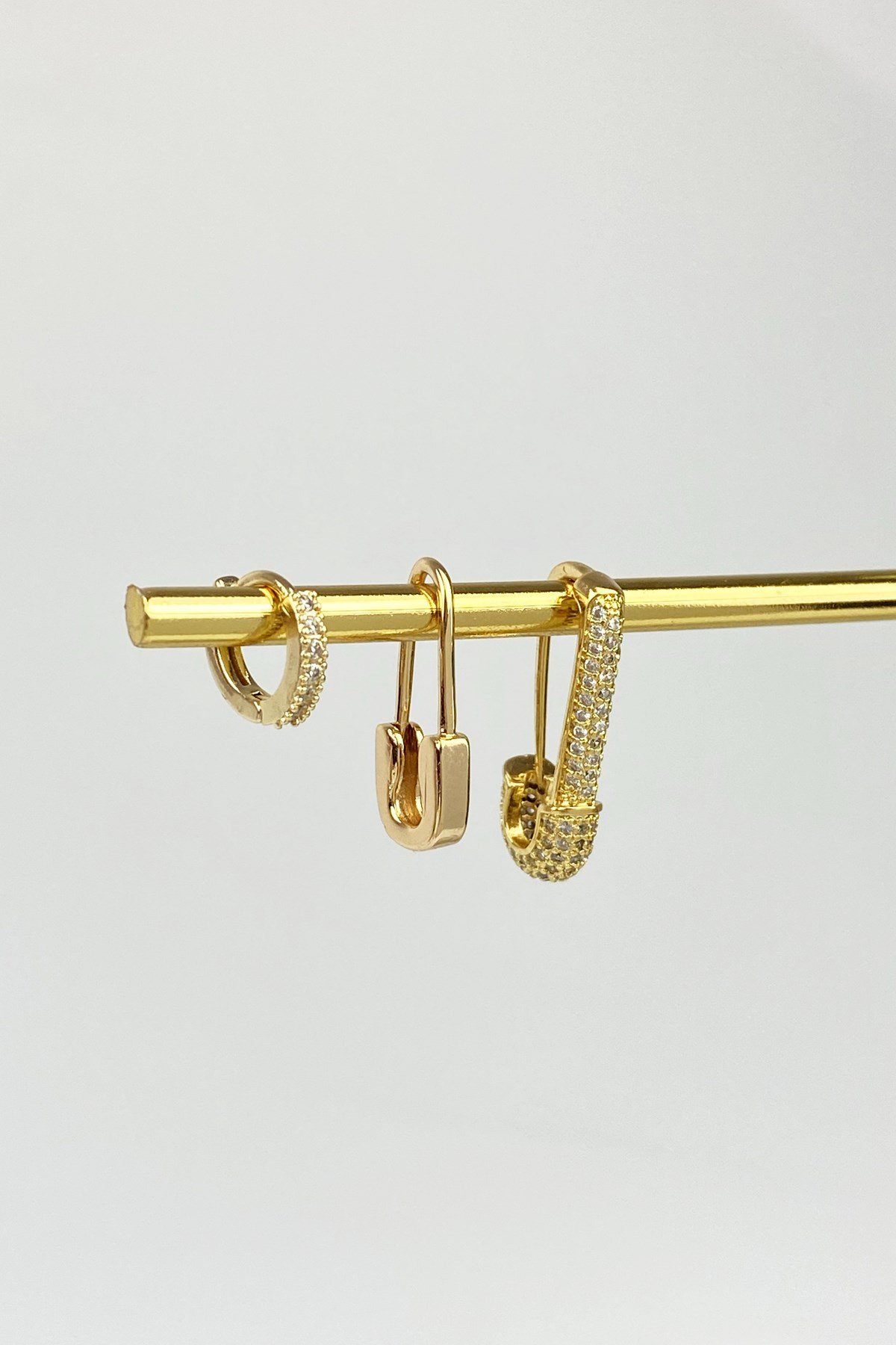 Özel Seri 3 lü Küpe Kombin Zirkon Taşlı Çengel İğne Figür TrKüpe3854 B38003