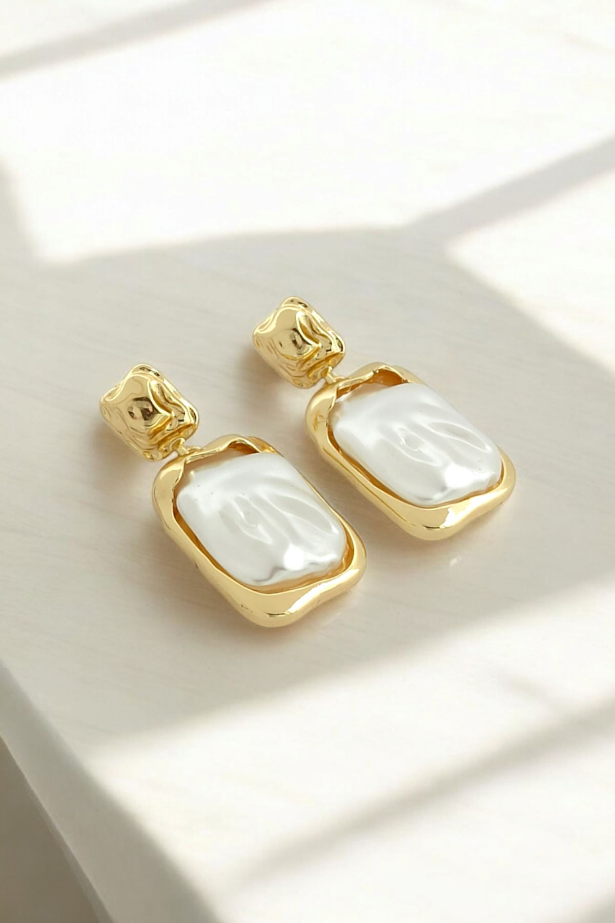 Premium Kabartma İnci Küpe