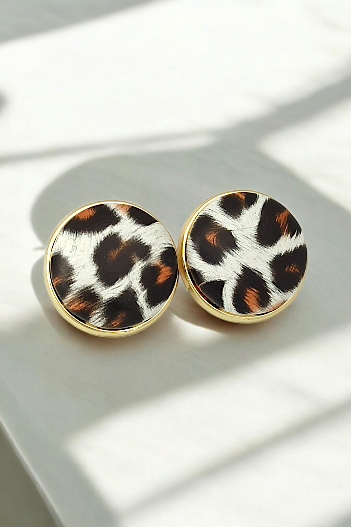 Premium Leopar Desenli Bombeli Yuvarlak Küpe