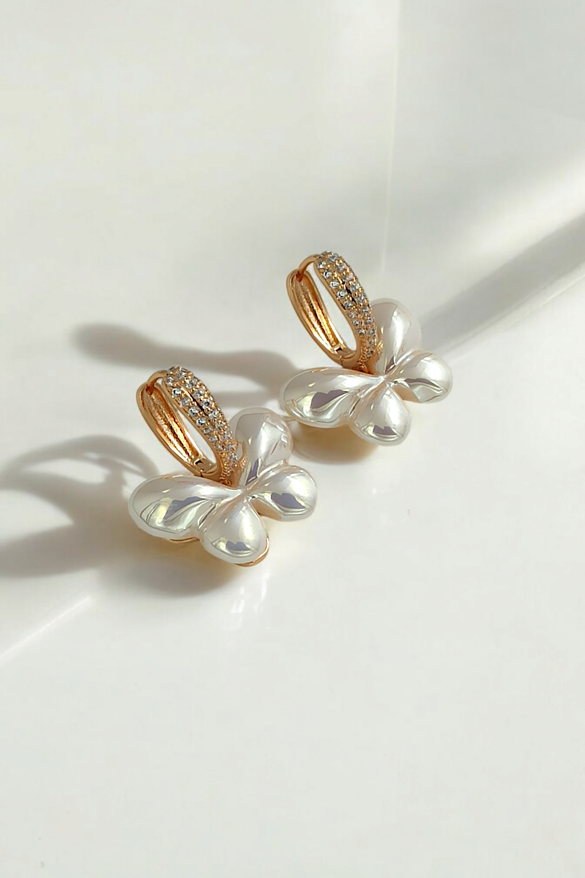 Premium Taşlı Mineli Kelebek Küpe 35580