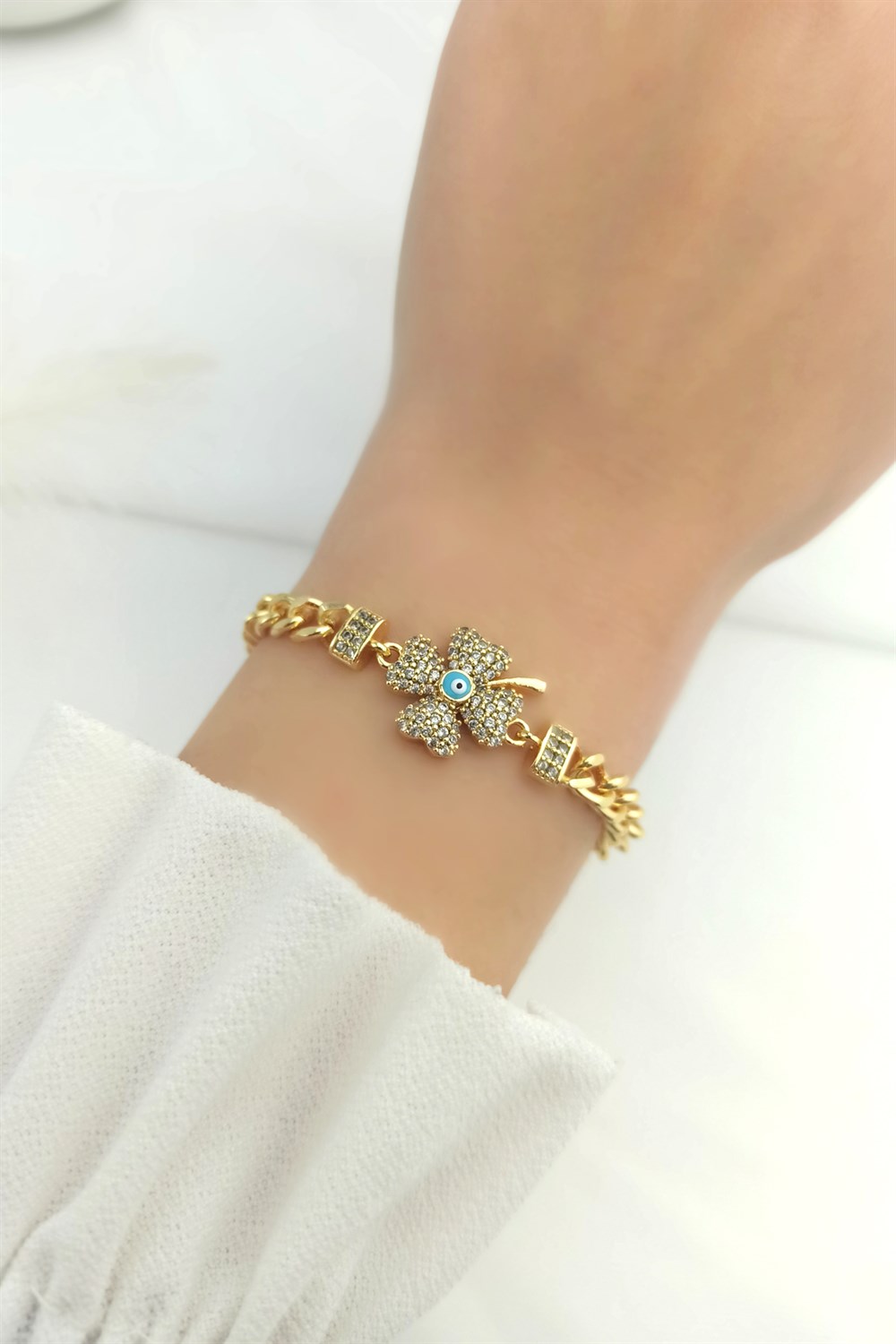 Taşlı Yonca Bileklik TrBilek7960