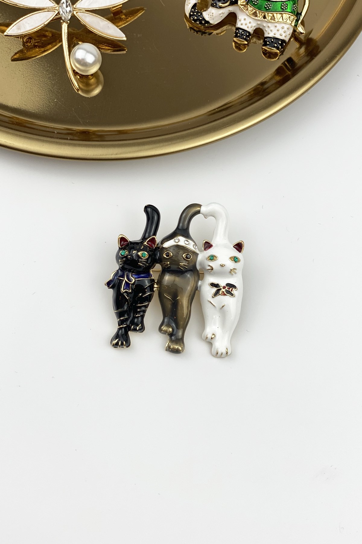 Üç Kedi Figür Broş TrBroş8027 B33503