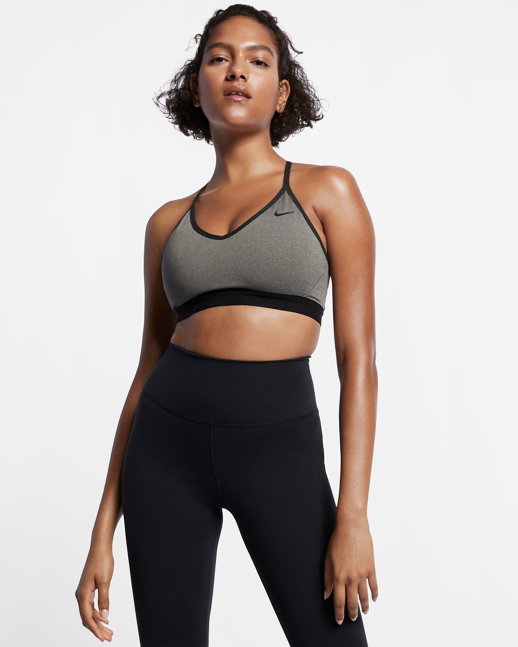 NIKE Dri-FIT Indy Kadın Sporcu Sütyeni