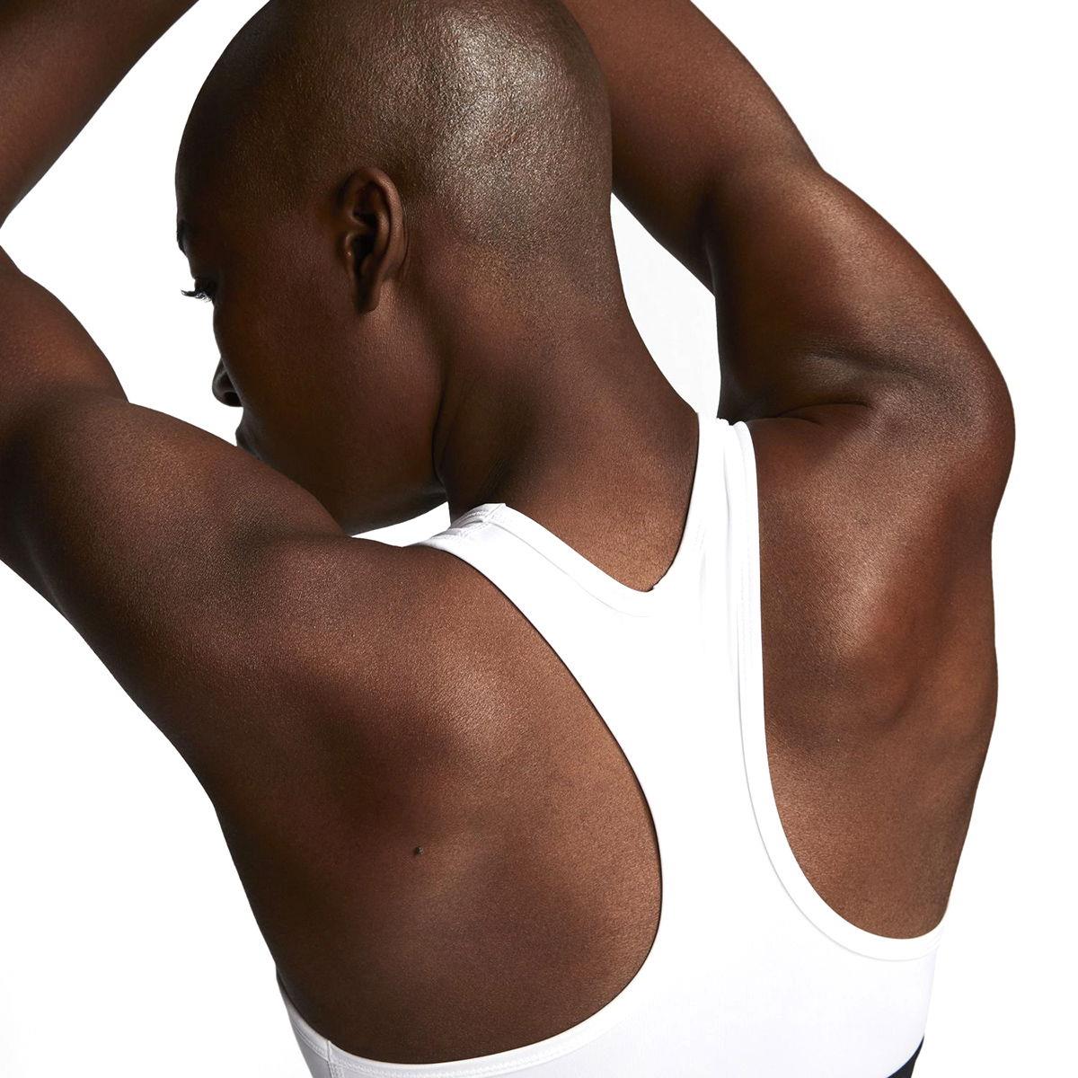 NIKE Swoosh Orta-Destekli Dolgusuz Kadın Spor Sütyeni