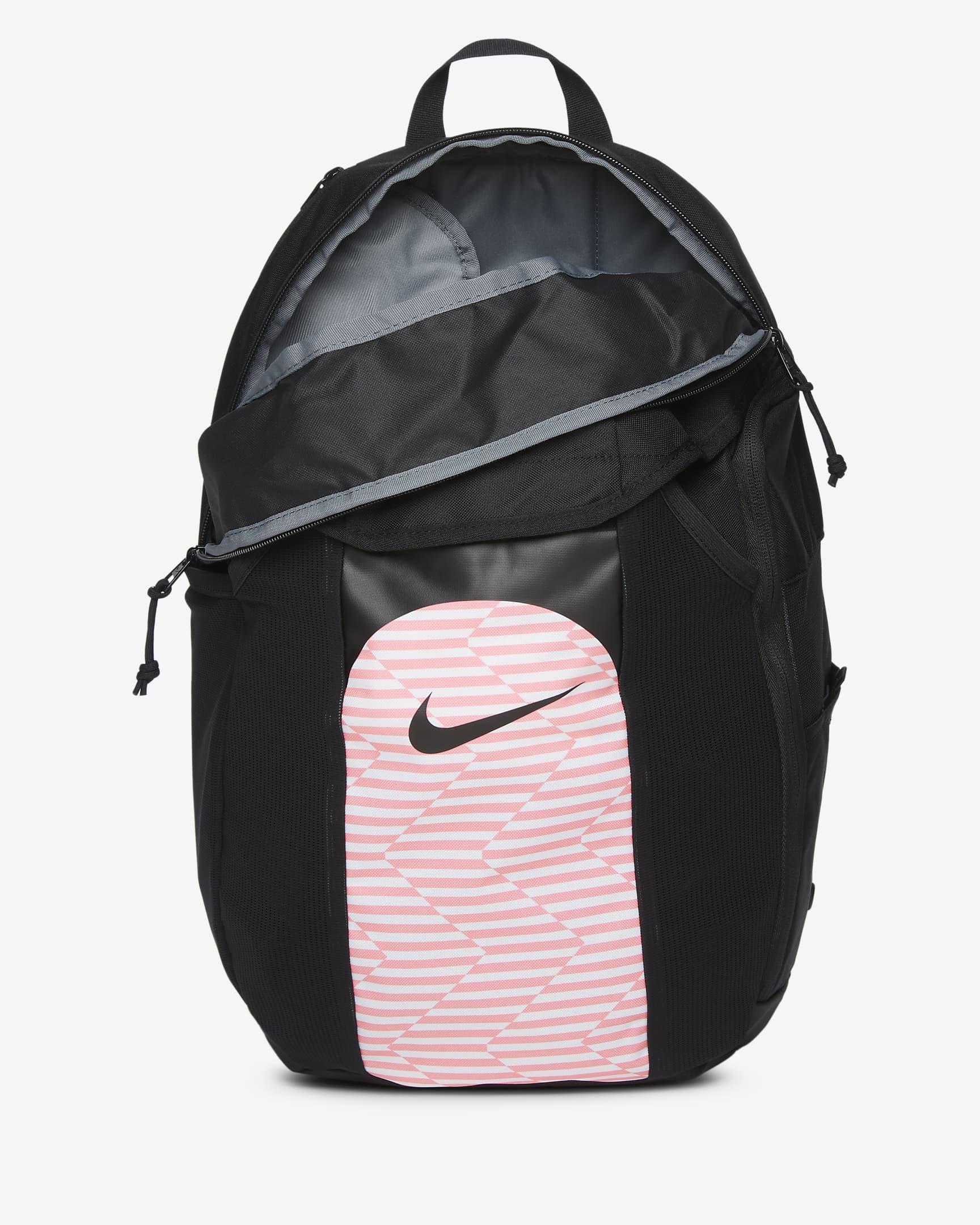 Nike Academy Team Sırt Çantası (30 L)