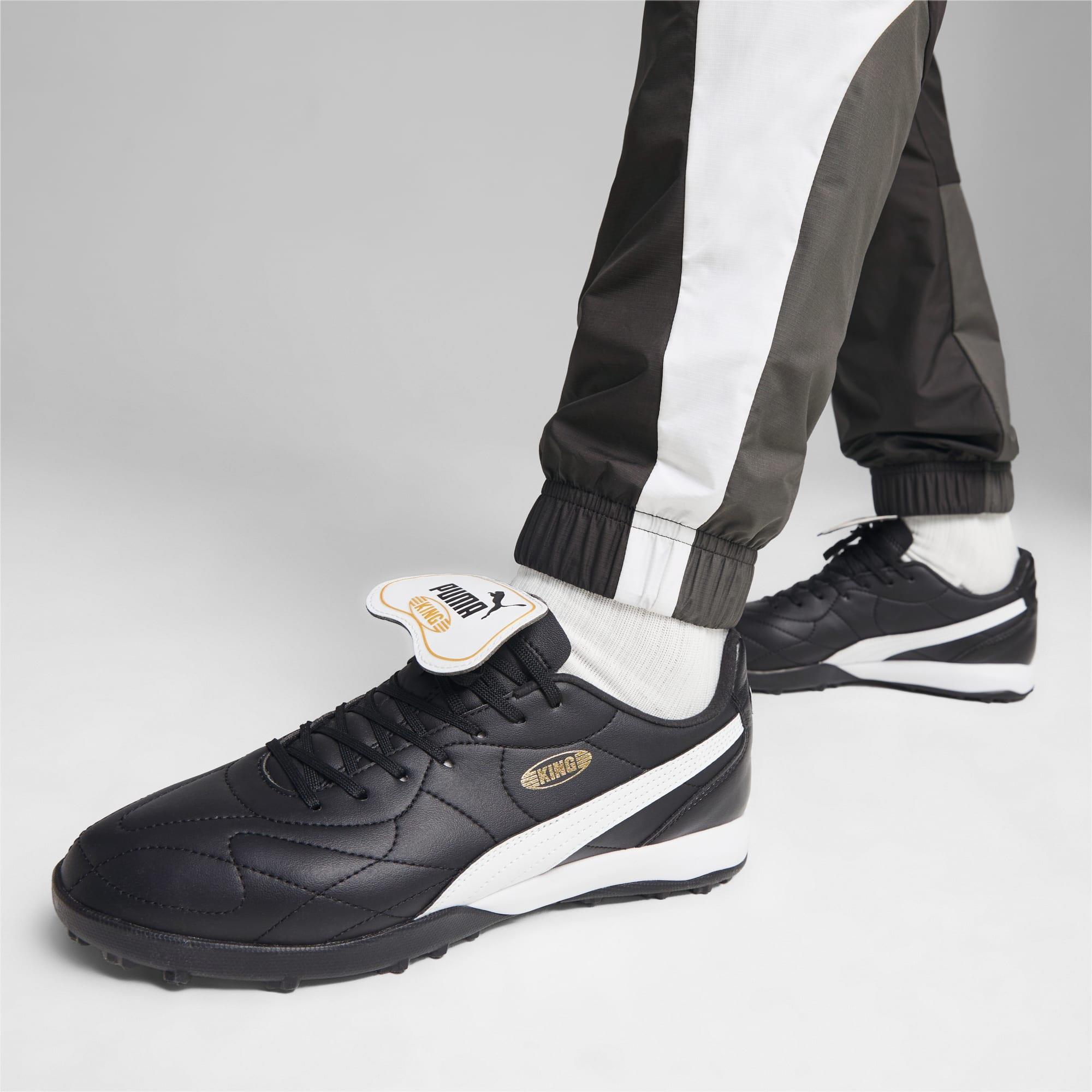 PUMA King TOP TT Erkek Halı Saha Ayakkabısı