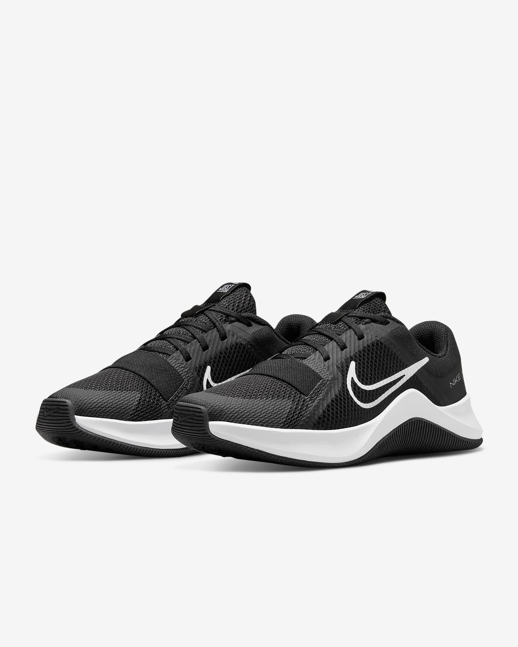 NIKE MC Trainer 2 Kadın Koşu Ayakkabısı