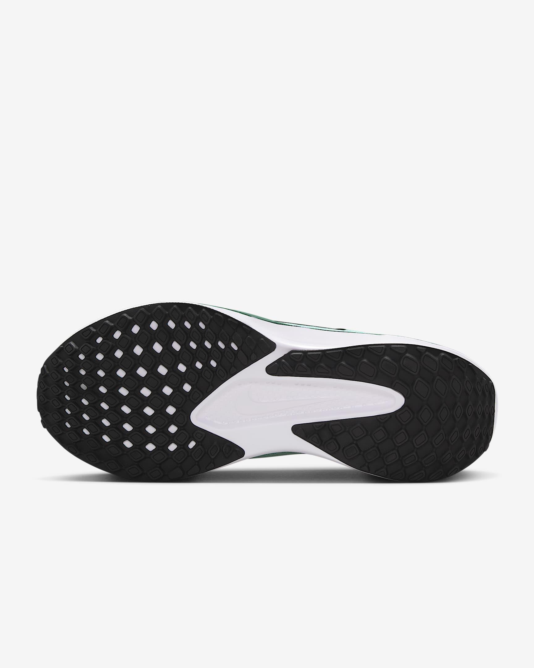 Nike Quest 6 Kadın Yol Koşu Ayakkabısı