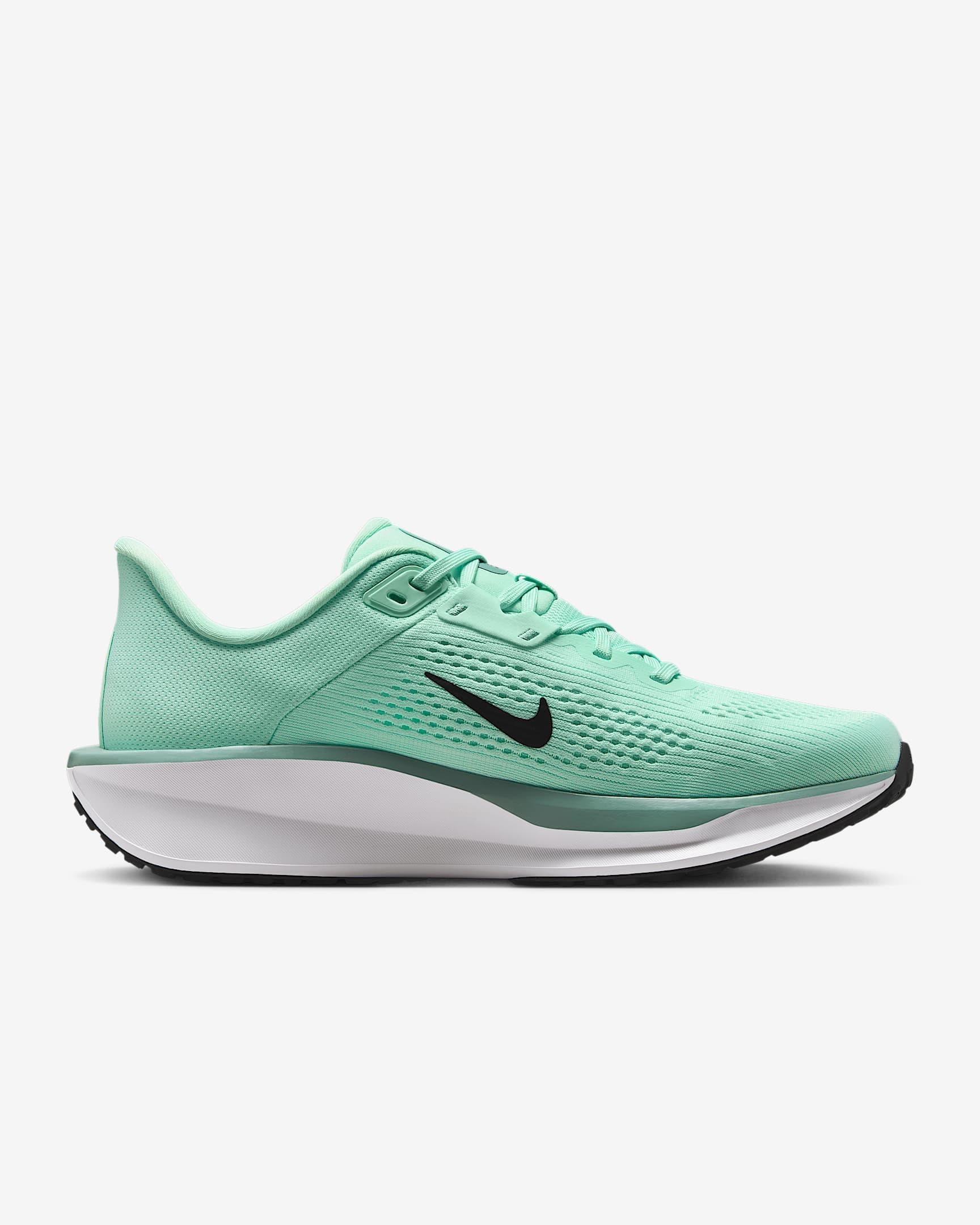 Nike Quest 6 Kadın Yol Koşu Ayakkabısı