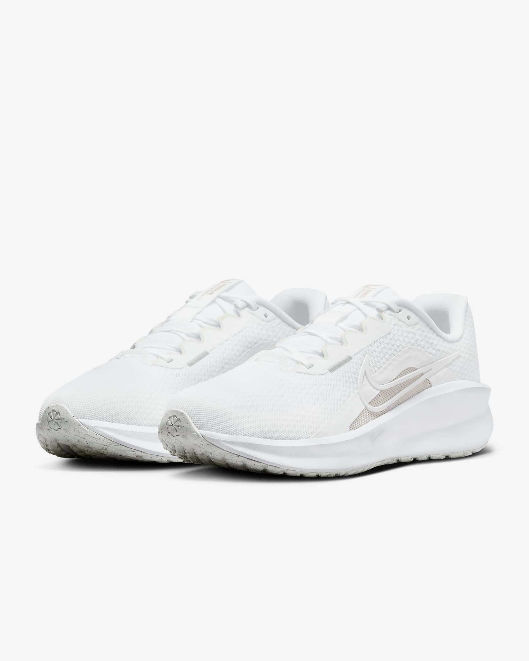 NIKE Downshifter 13 Erkek Yol Koşu Ayakkabısı