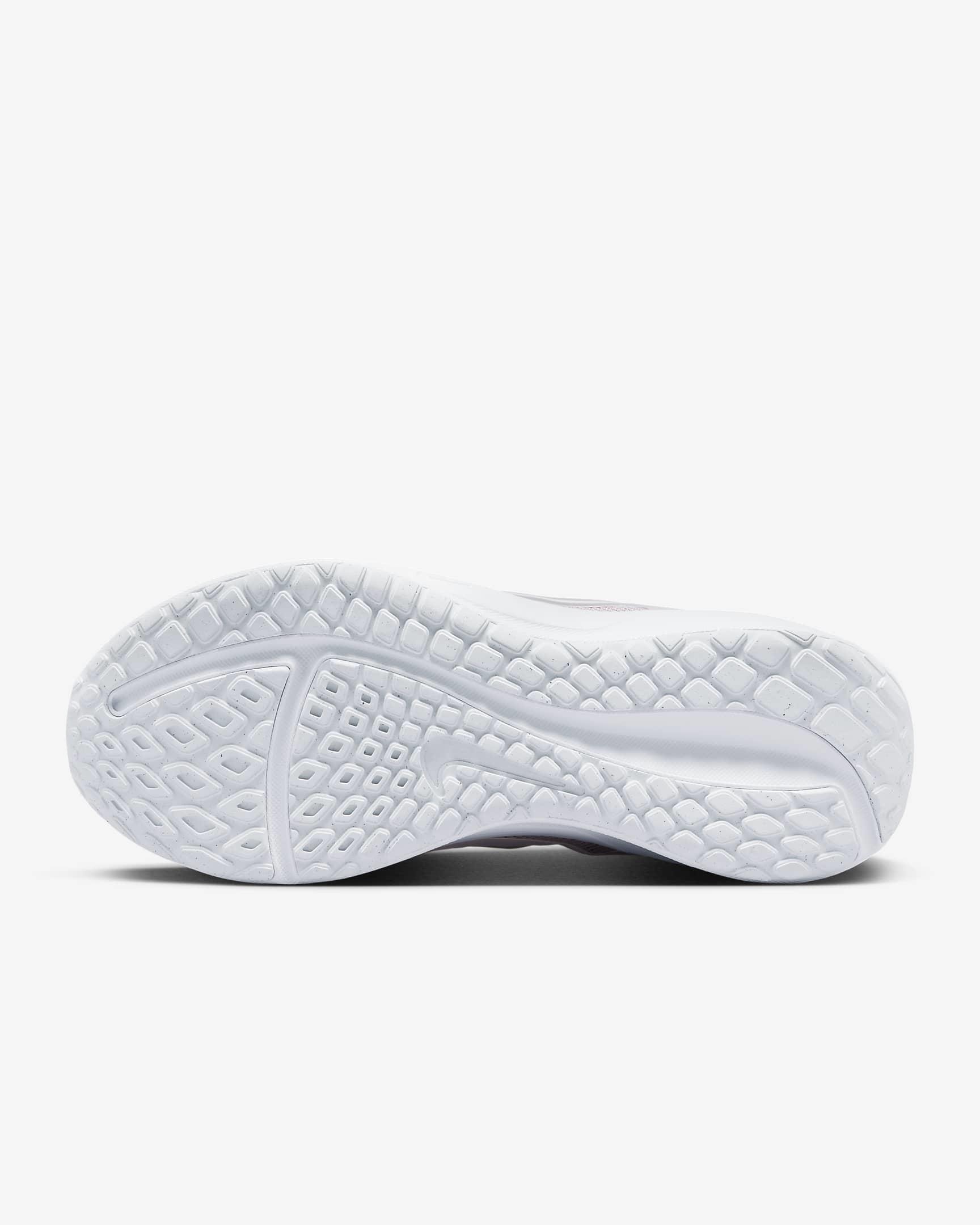 NIKE Downshifter 13 Kadın Yol Koşu Ayakkabısı