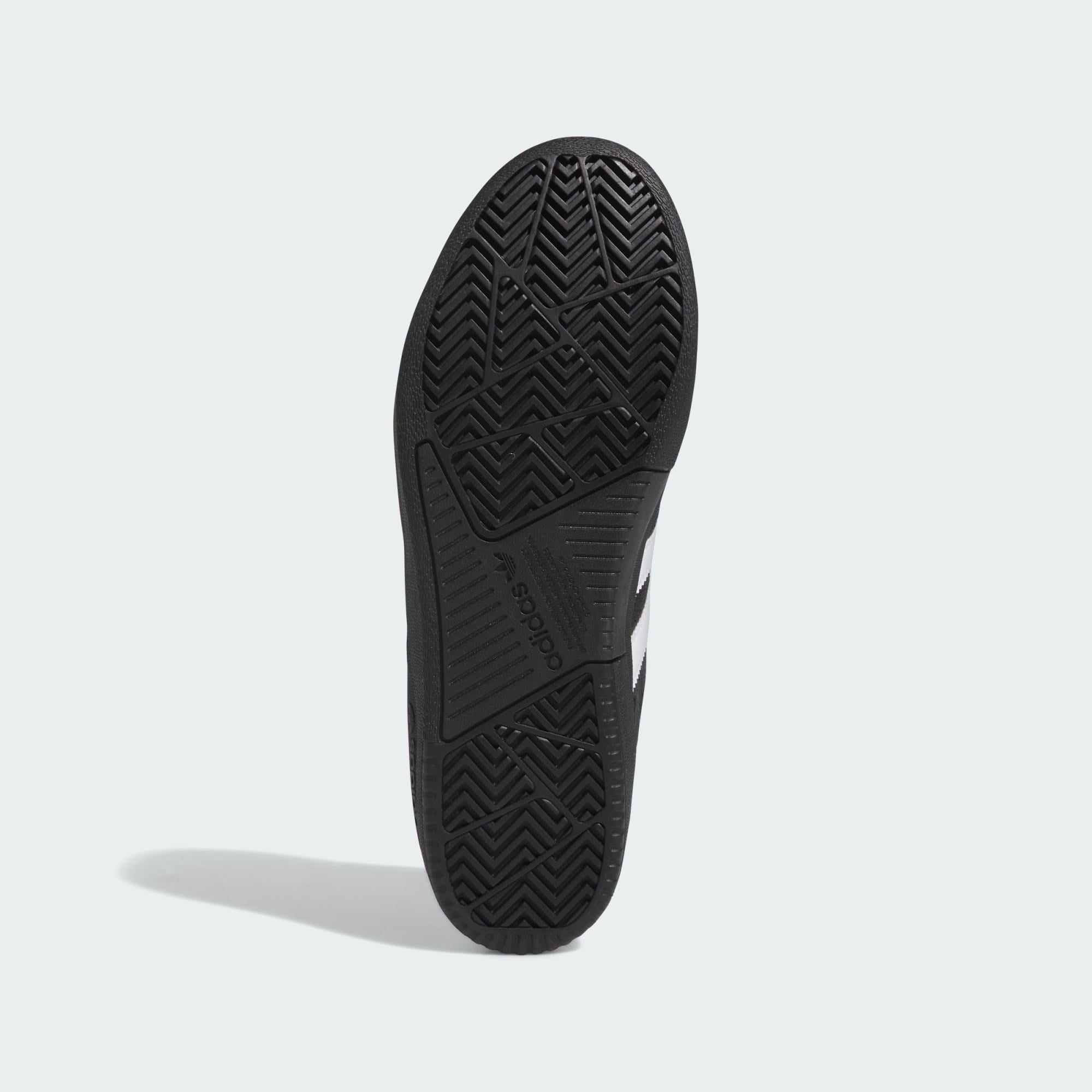 adidas Tyshawn Low Erkek Ayakkabı