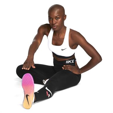 NIKE Swoosh Orta-Destekli Dolgusuz Kadın Spor Sütyeni