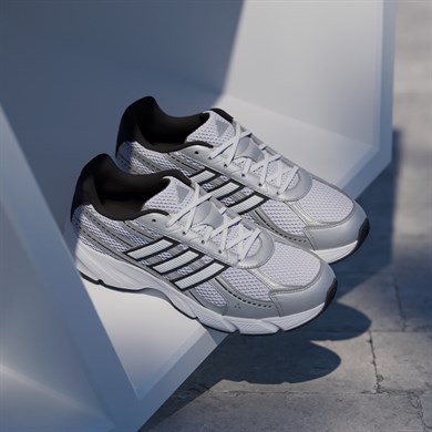 adidas TECHNOCHAOS 2000 Ayakkabı